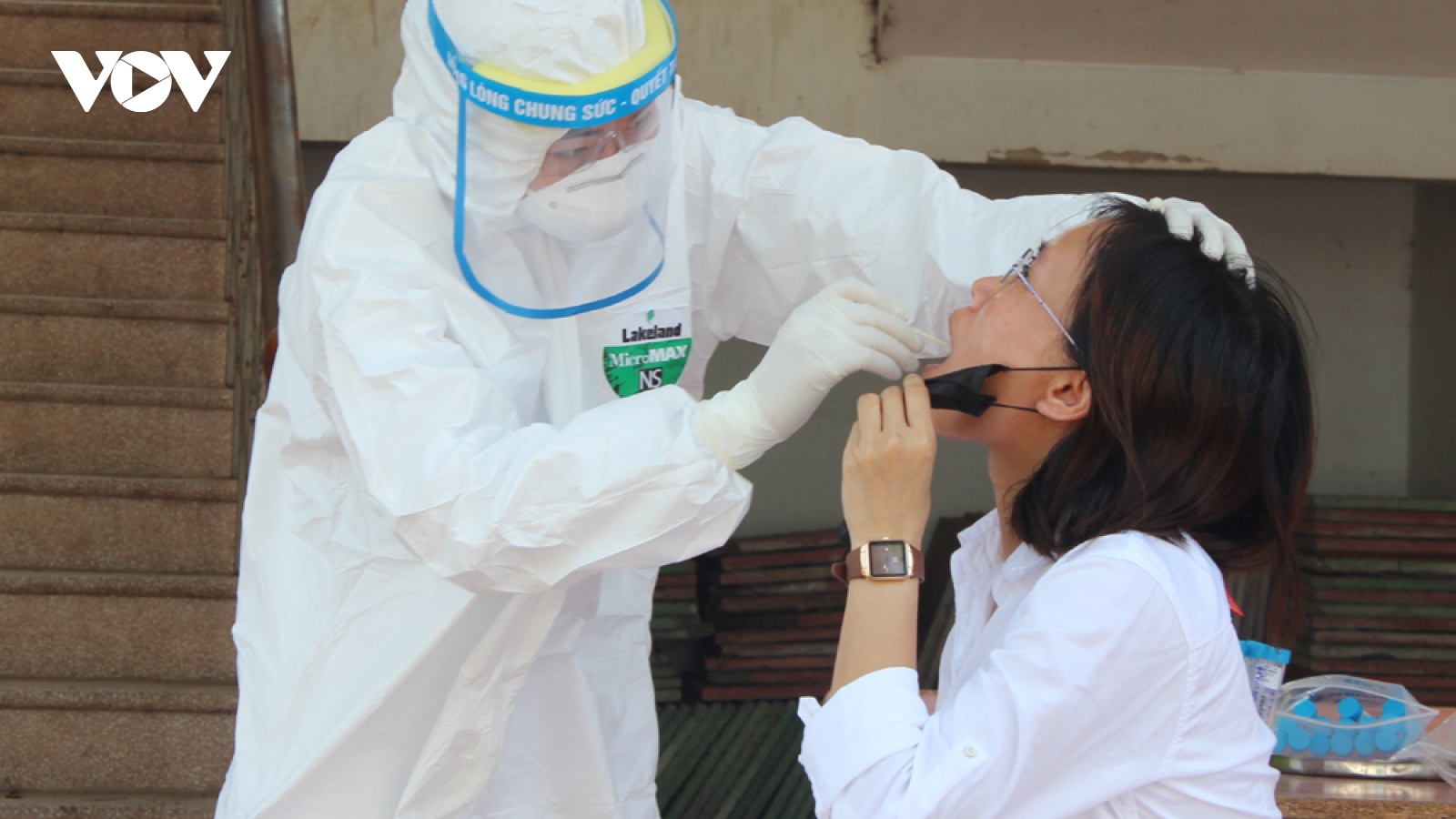 Hà Nội có thêm 26 ca nhiễm SARS-CoV-2, trong đó 9 ca cộng đồng
