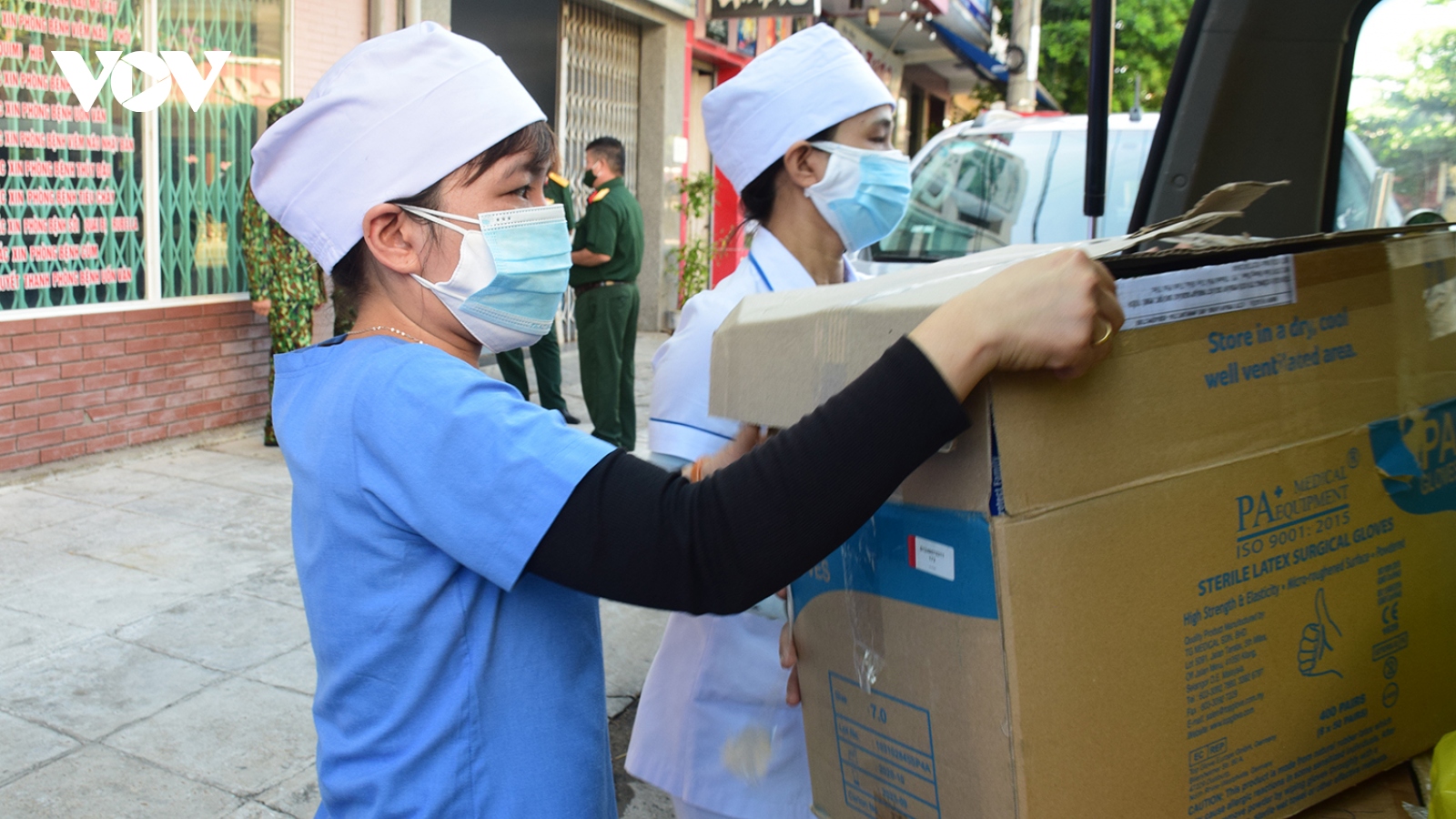 Bác sĩ chống dịch dương tính với SARS-CoV-2, Phú Yên phong tỏa trung tâm y tế huyện