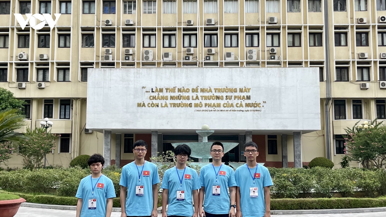 Cả 5 học sinh Việt Nam đều giành huy chương tại Olympic Vật lý 2021