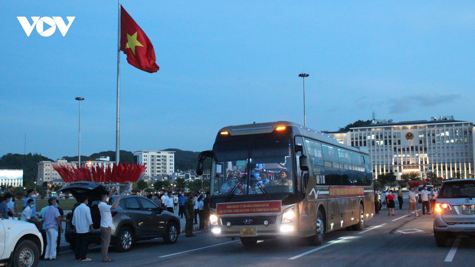 Đoàn cán bộ y tế Sơn La lên đường vào TP.HCM hỗ trợ chống dịch 