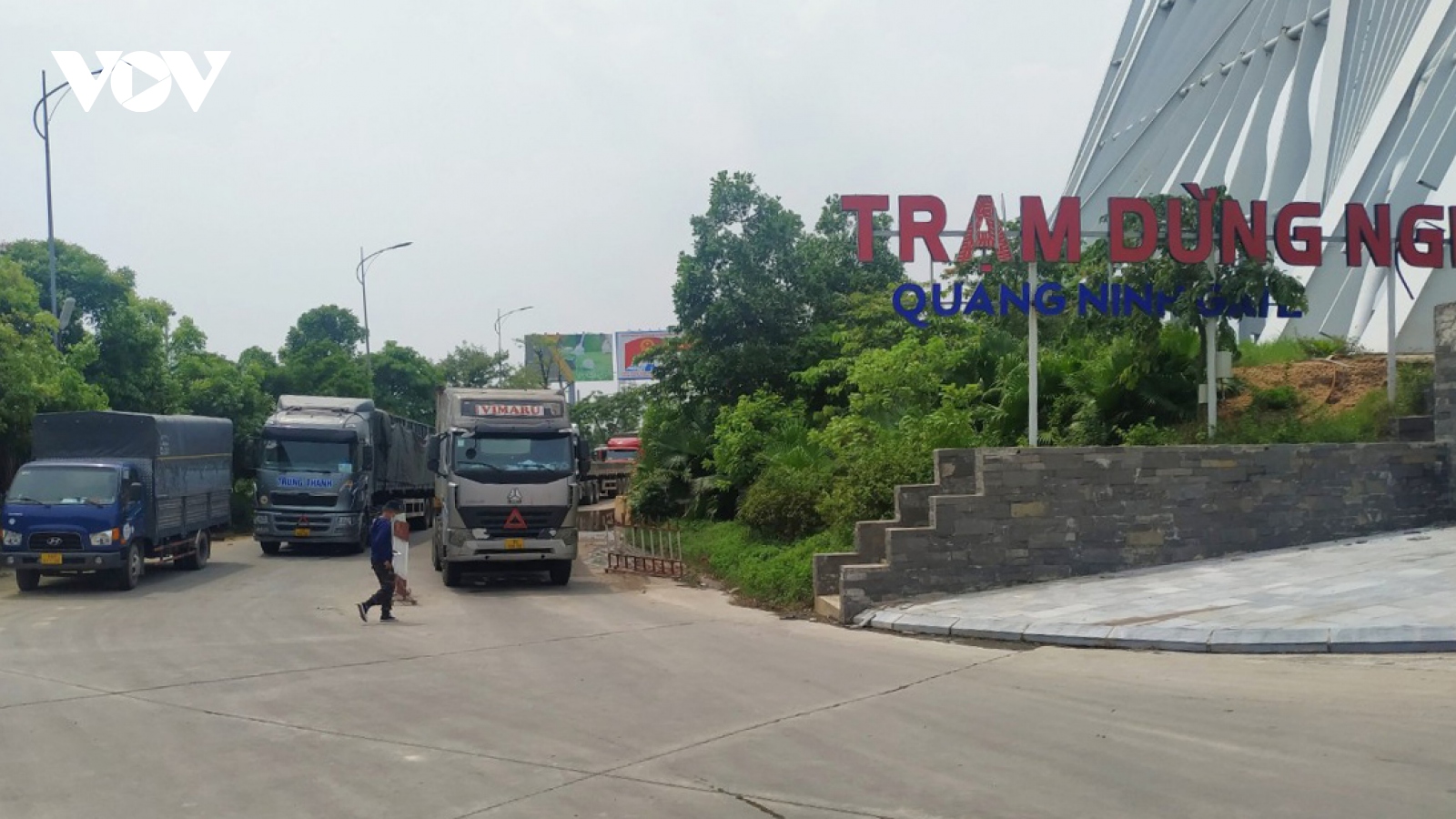 Kiểm soát chặt dịch bệnh những vẫn đảm bảo lưu thông hàng hóa ra - vào Quảng Ninh