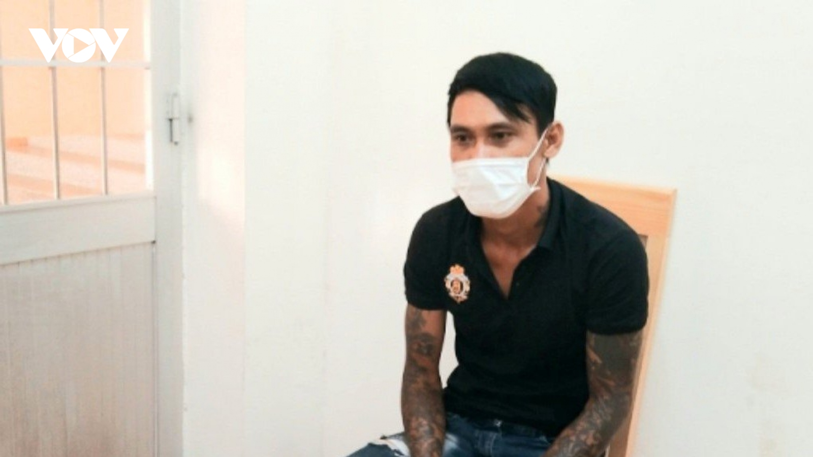 Bạc Liêu bắt tạm giam đối tượng chống người thi hành công vụ tại chốt chống dịch