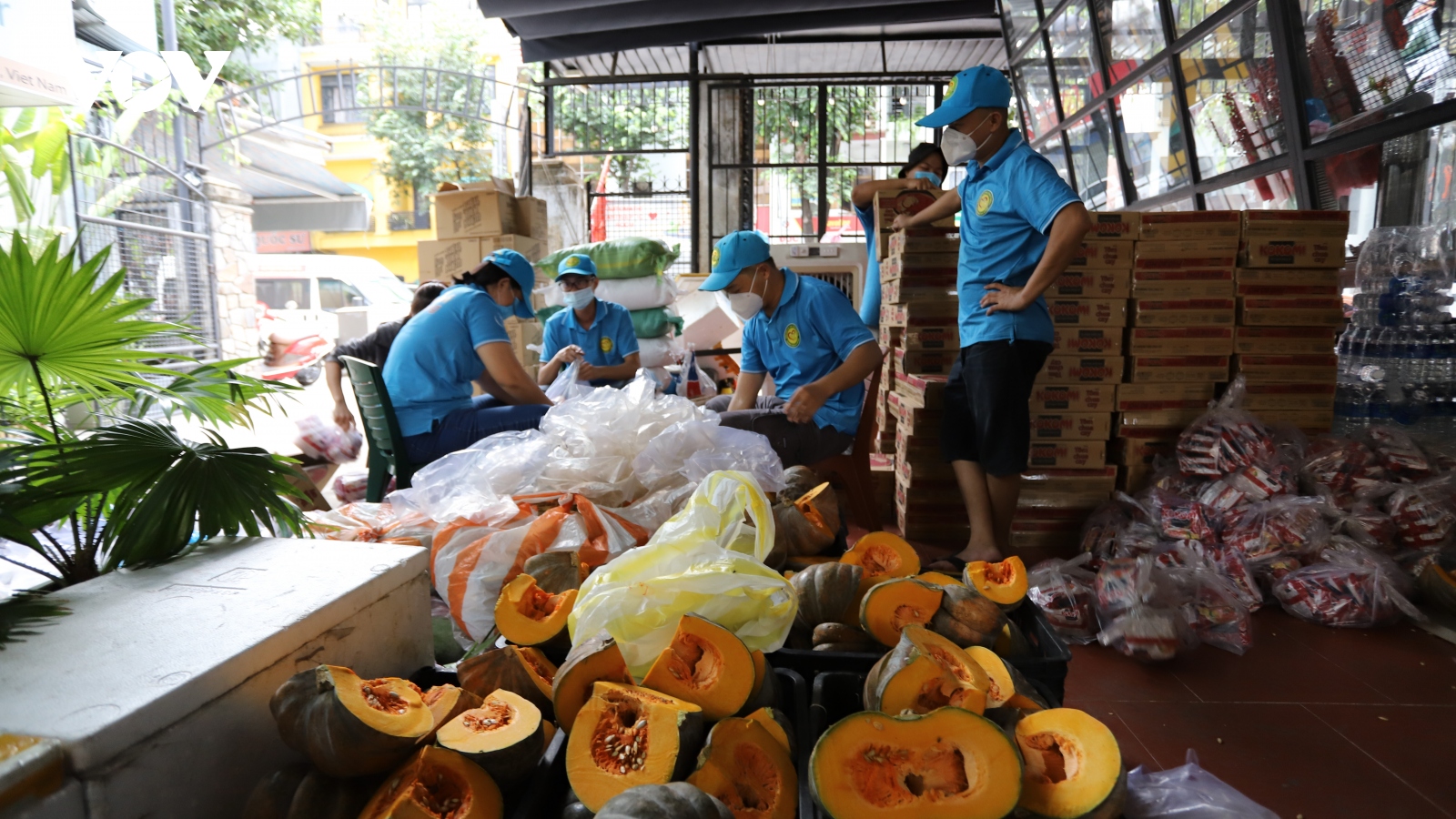 Nhóm thiện nguyện lan tỏa tình người trong khó khăn ở Đà Nẵng