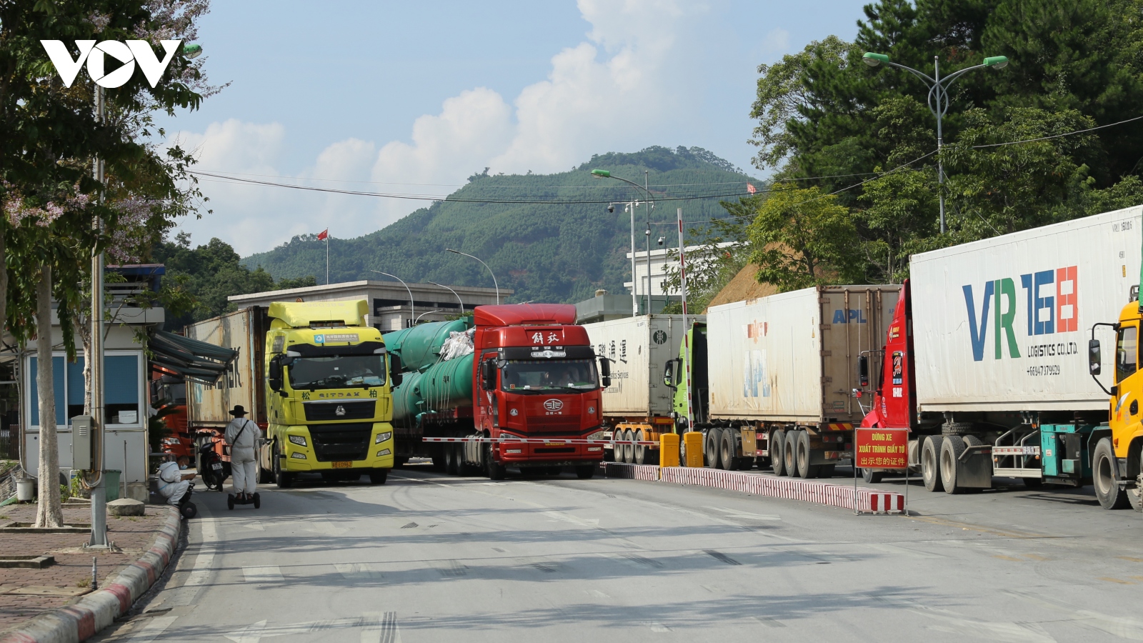 Lạng Sơn khuyến cáo doanh nghiệp xuất khẩu nông sản qua các cửa khẩu