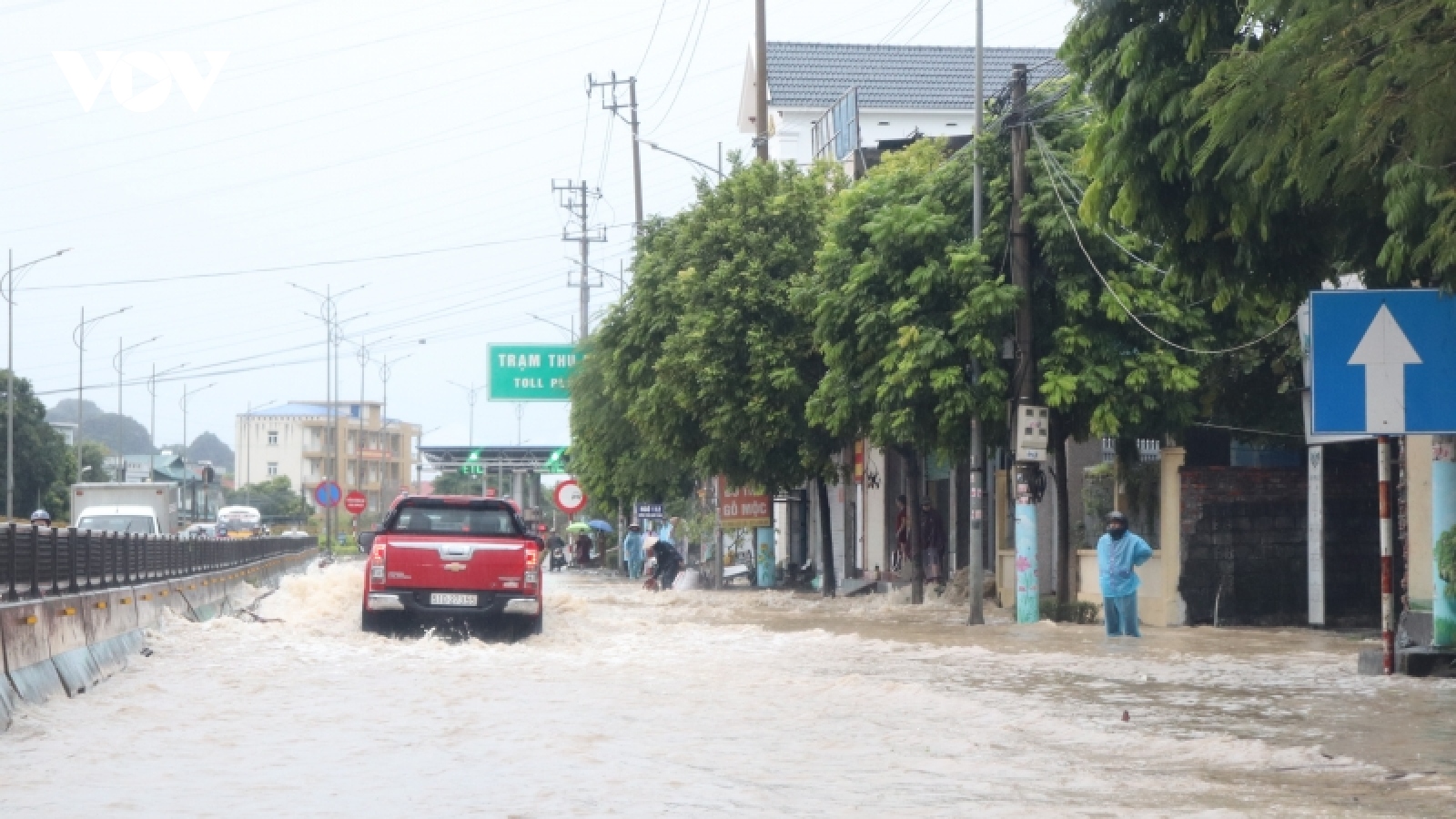 Sau trận mưa lớn, Quảng Ninh nhiều điểm ngập lụt cục bộ