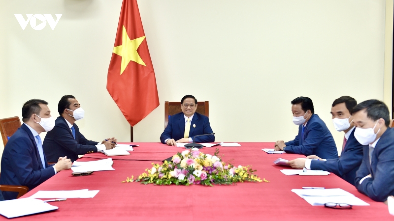 Thủ tướng Phạm Minh Chính điện đàm với Thủ tướng Liên hiệp Vương quốc Anh và Bắc Ireland