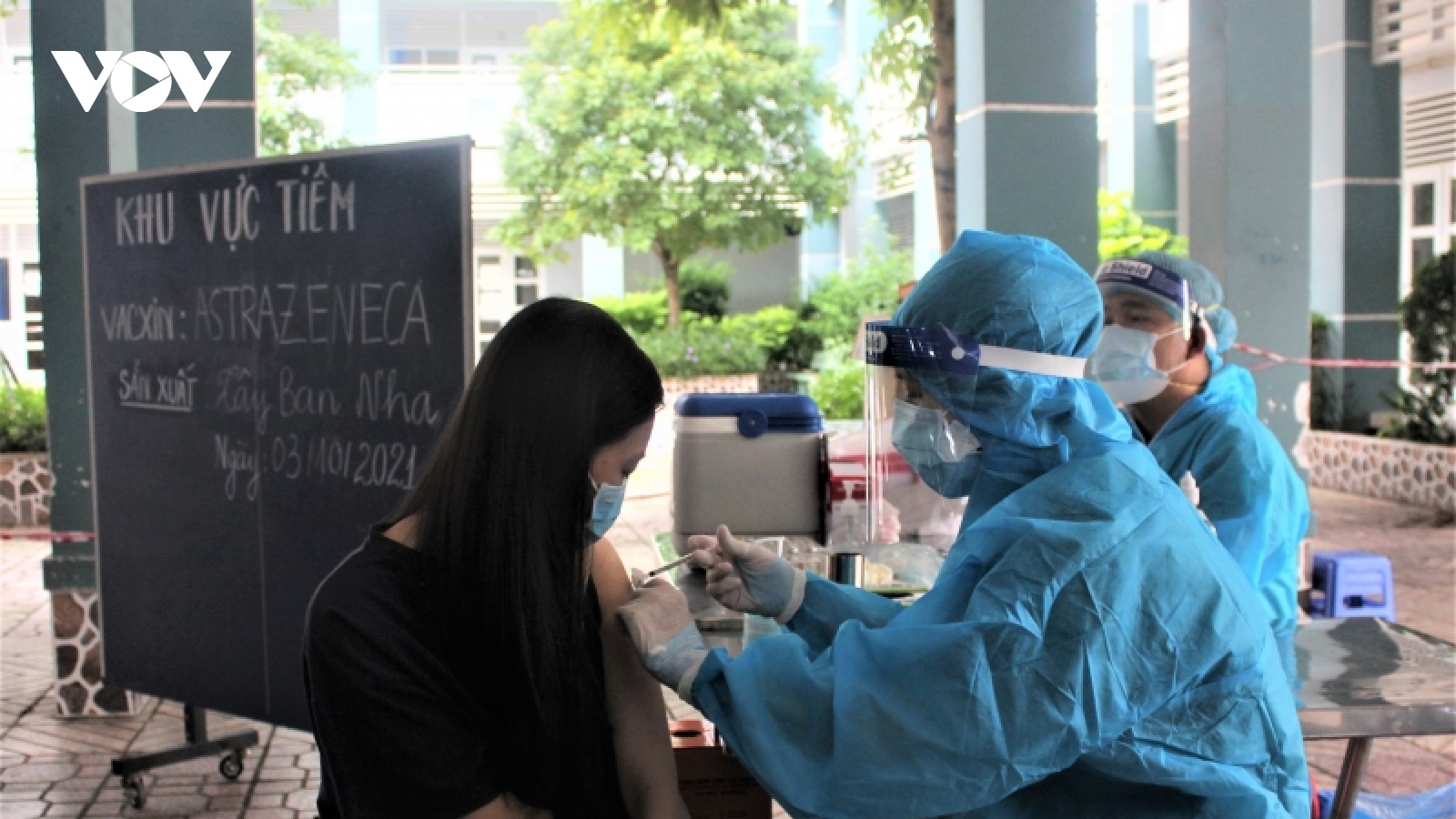 Phú Nhuận là quận đầu tiên ở TP.HCM cơ bản hoàn thành tiêm vaccine mũi 2 