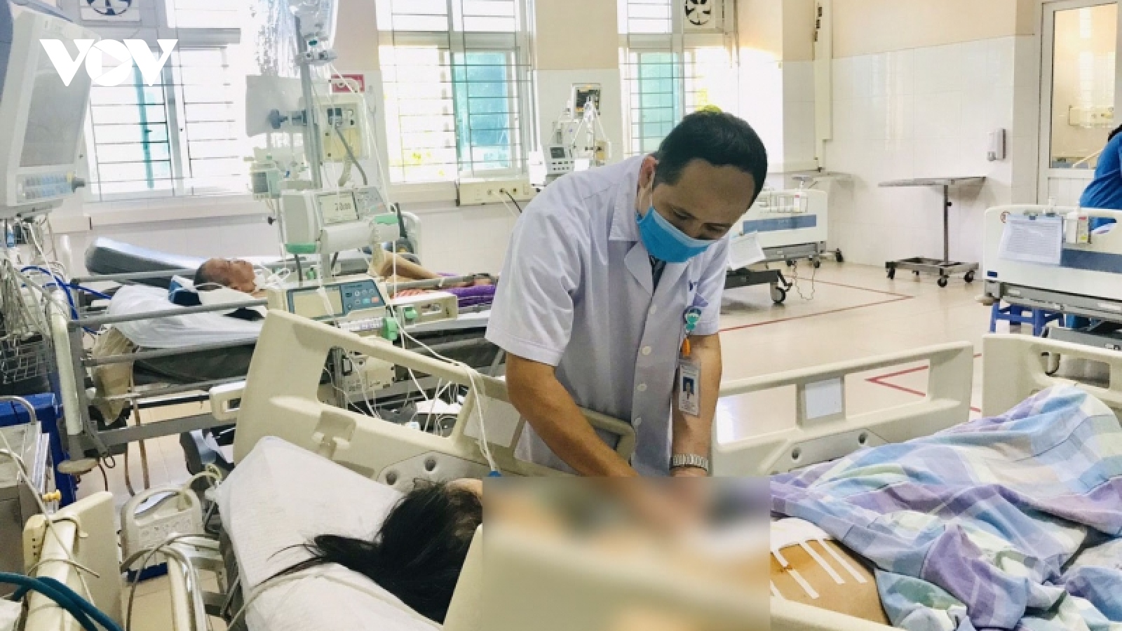 Quảng Ninh cứu sống bệnh nhân đa chấn thương nguy kịch do tai nạn giao thông 