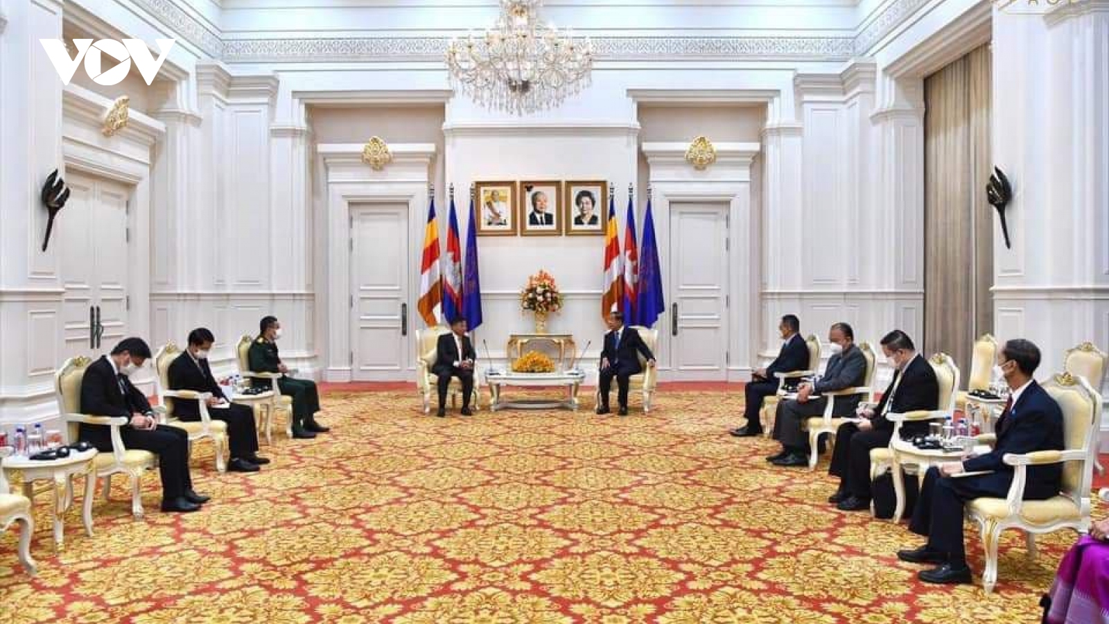 Đại sứ Việt Nam Nguyễn Huy Tăng tiếp kiến Thủ tướng Campuchia Hun Sen