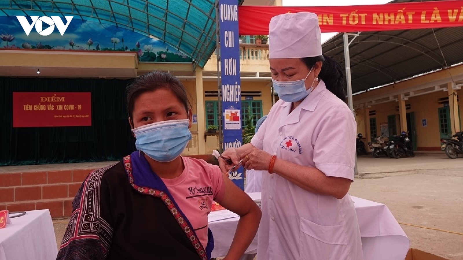 Gần 60% số người trên 18 tuổi ở Yên Bái được tiêm đủ 2 mũi vaccine phòng COVID-19