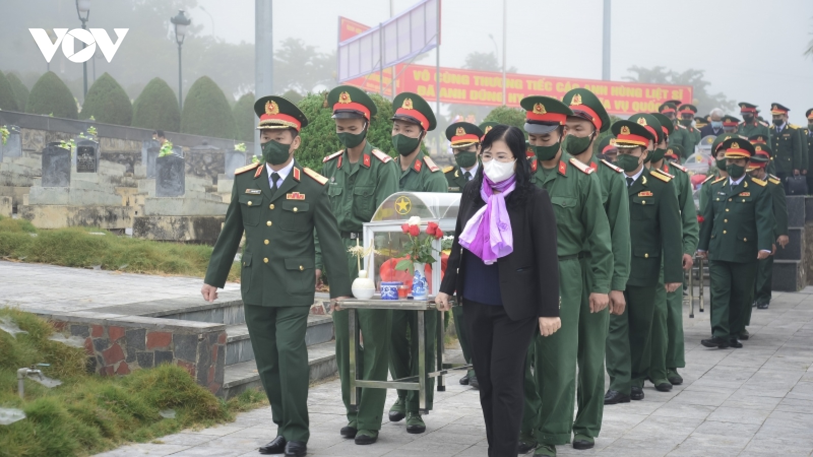 Điện Biên truy điệu, an táng 6 hài cốt liệt sĩ quân tình nguyện Việt Nam hy sinh tại Lào