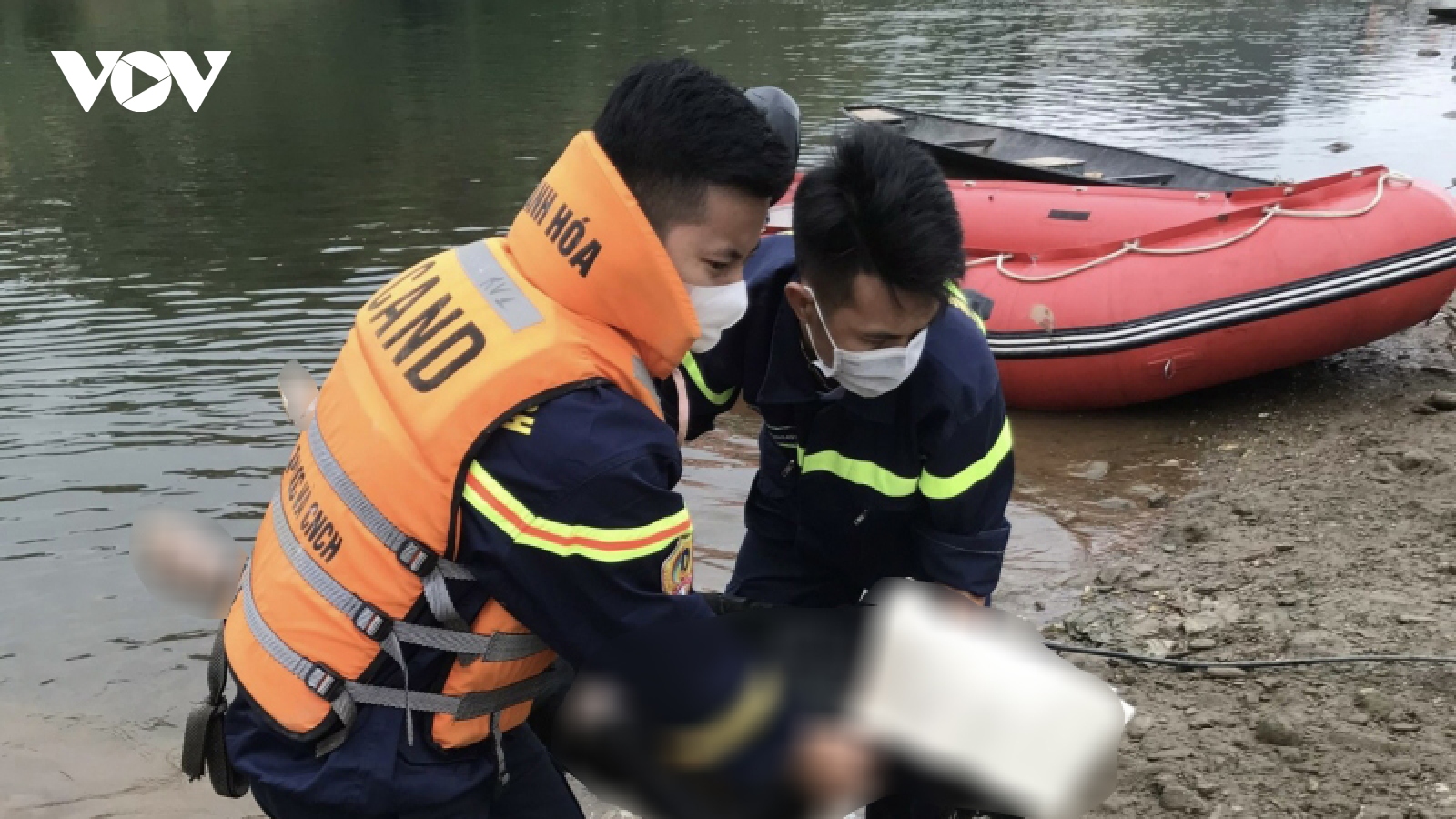 Vụ lật thuyền ở Thanh Hoá: Tìm thấy thi thể nạn nhân cuối cùng
