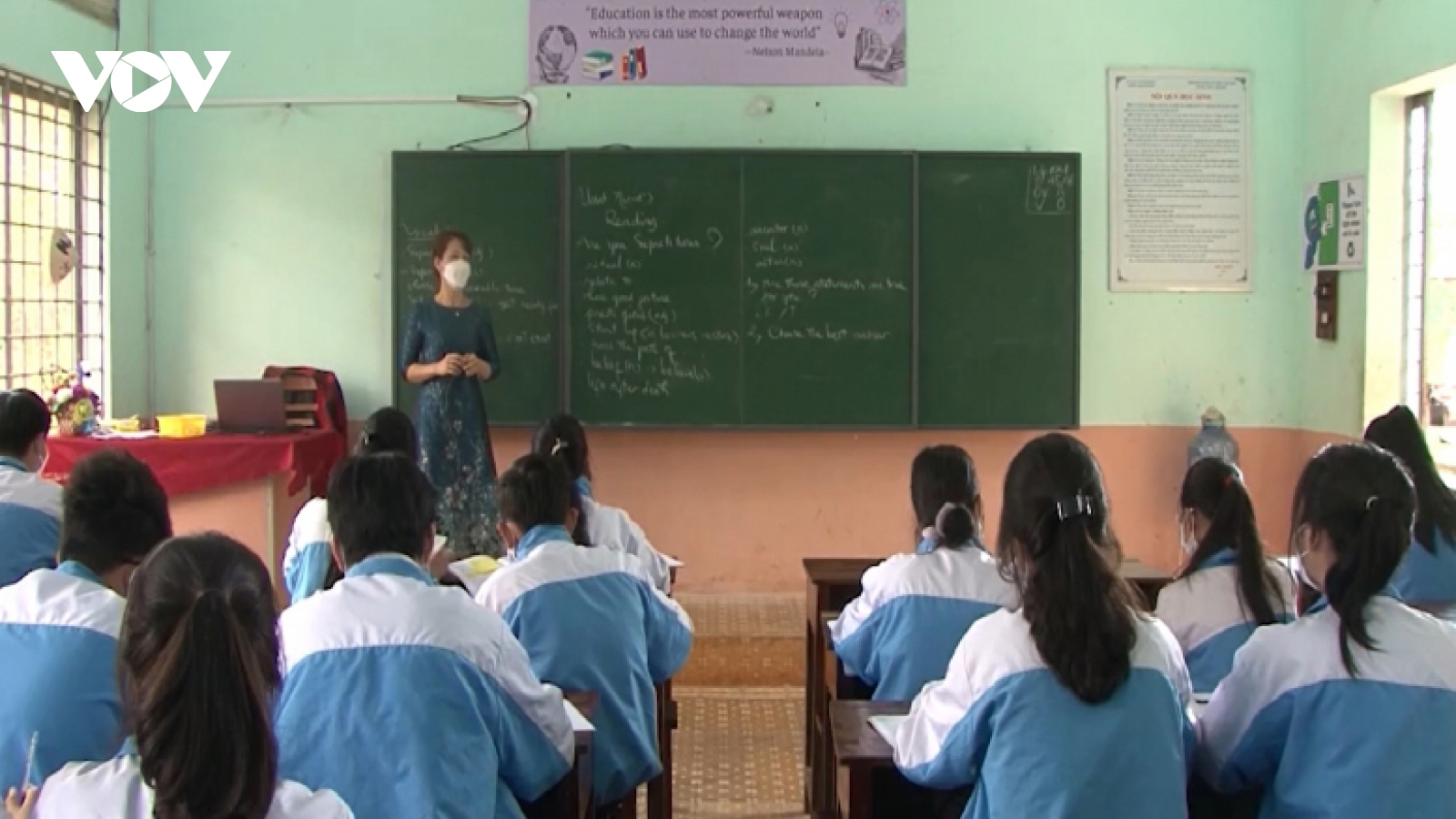 Đắk Nông đảm bảo cho học sinh trung học tiếp tục đến trường