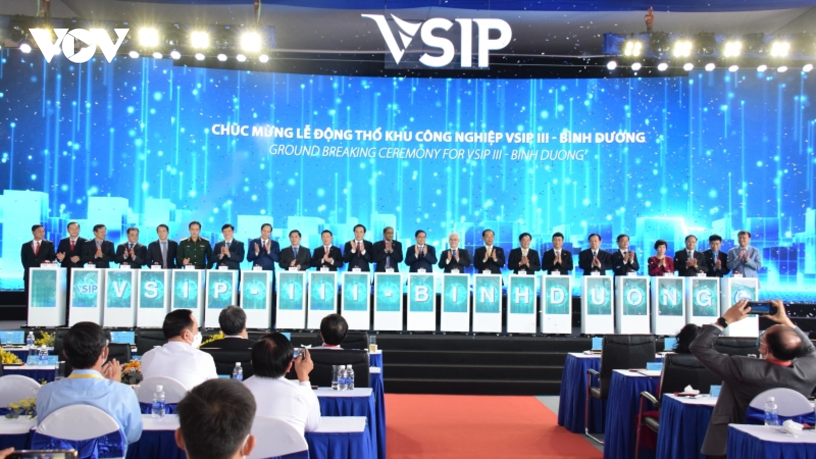 Thủ tướng dự lễ khởi công dự án khu công nghiệp Việt Nam - Singapore III