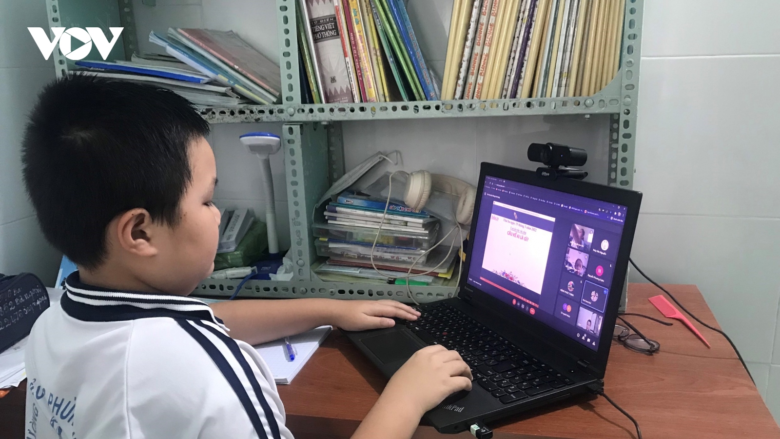 Học sinh tiểu học tại Cà Mau trở lại học trực tuyến