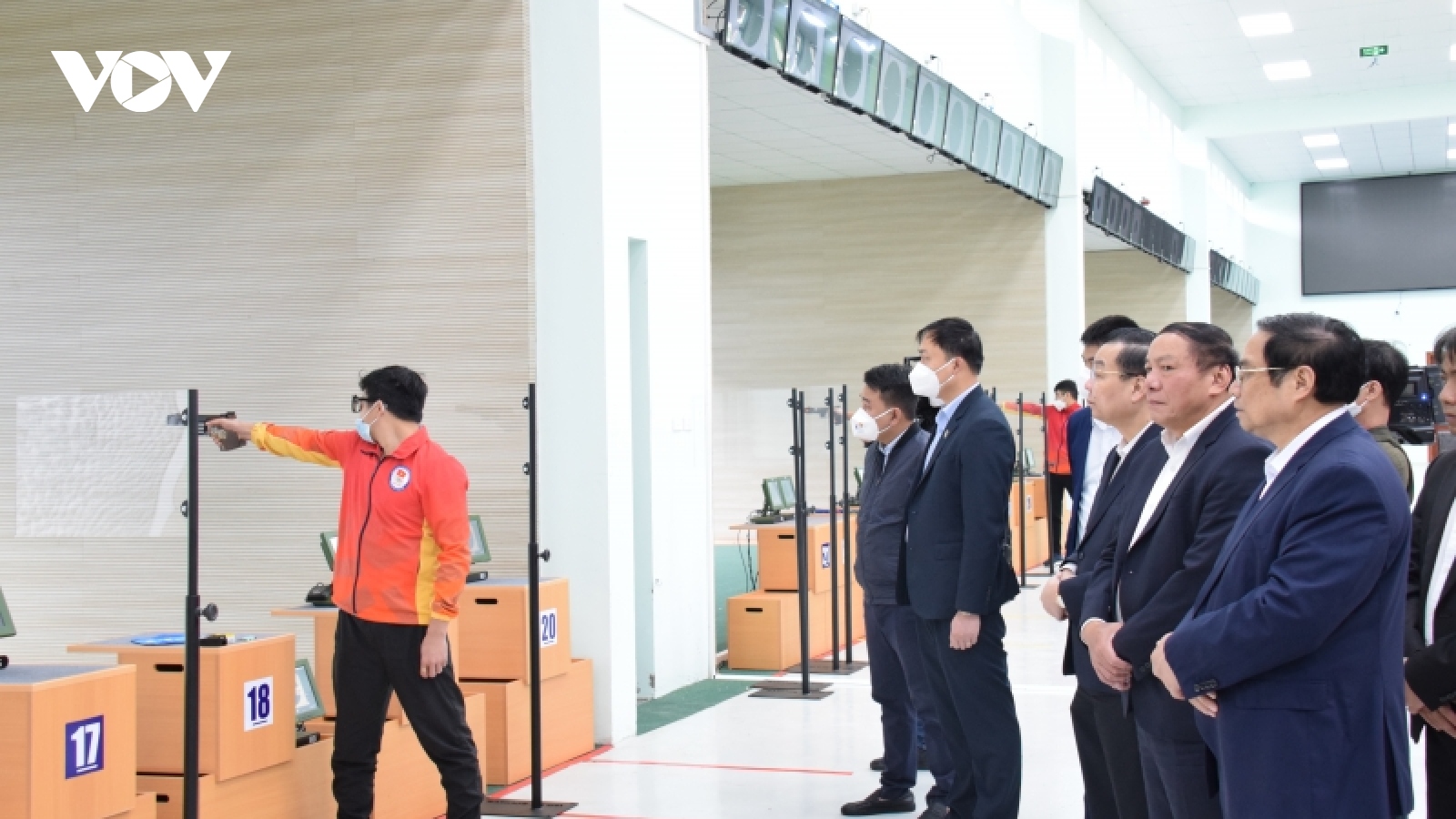 Thủ tướng kiểm tra công tác chuẩn bị SEA Games 31 và động viên đoàn thể thao Việt Nam