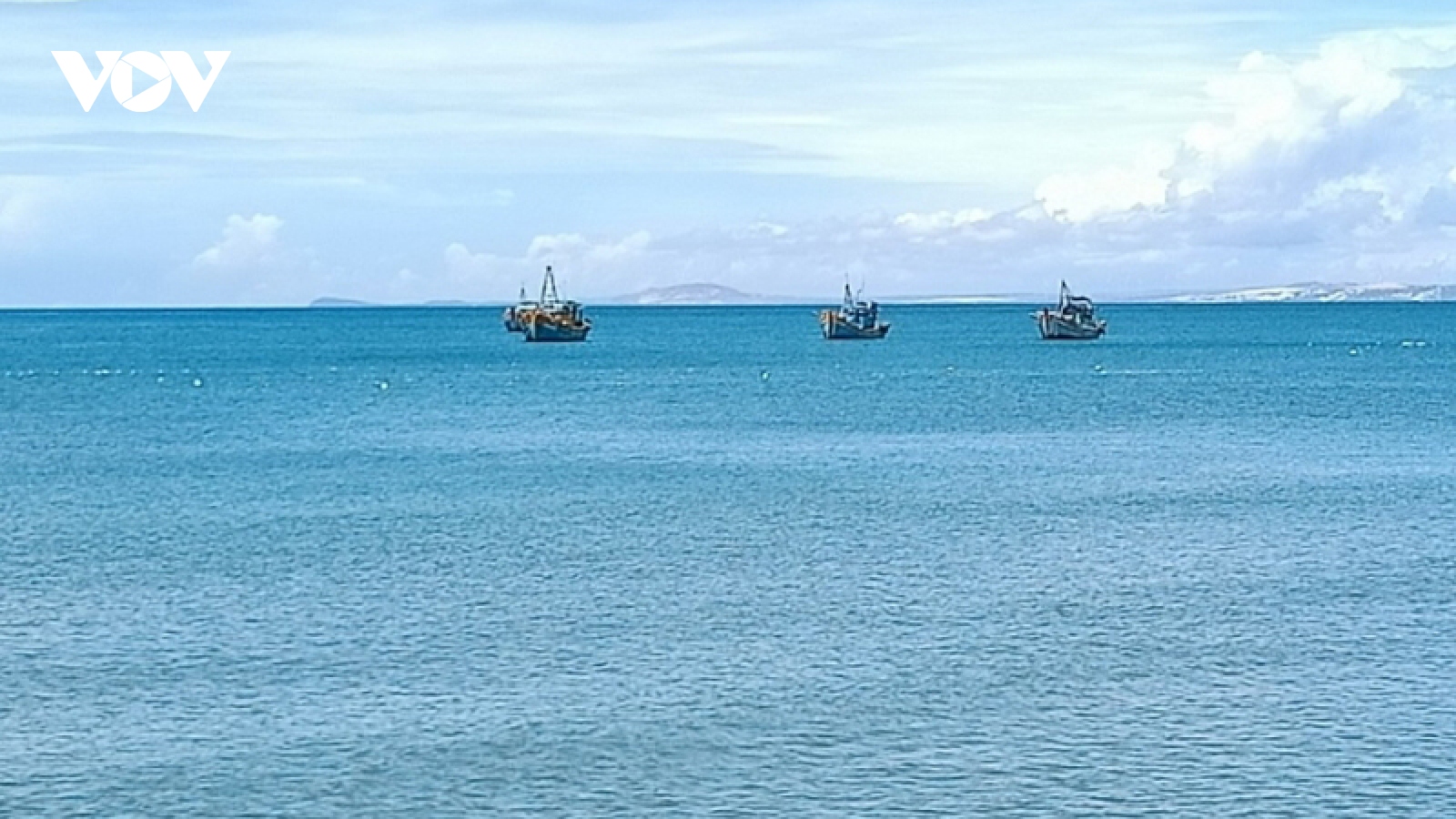 Quan trắc sự cố tràn dầu trên biển Ninh Thuận