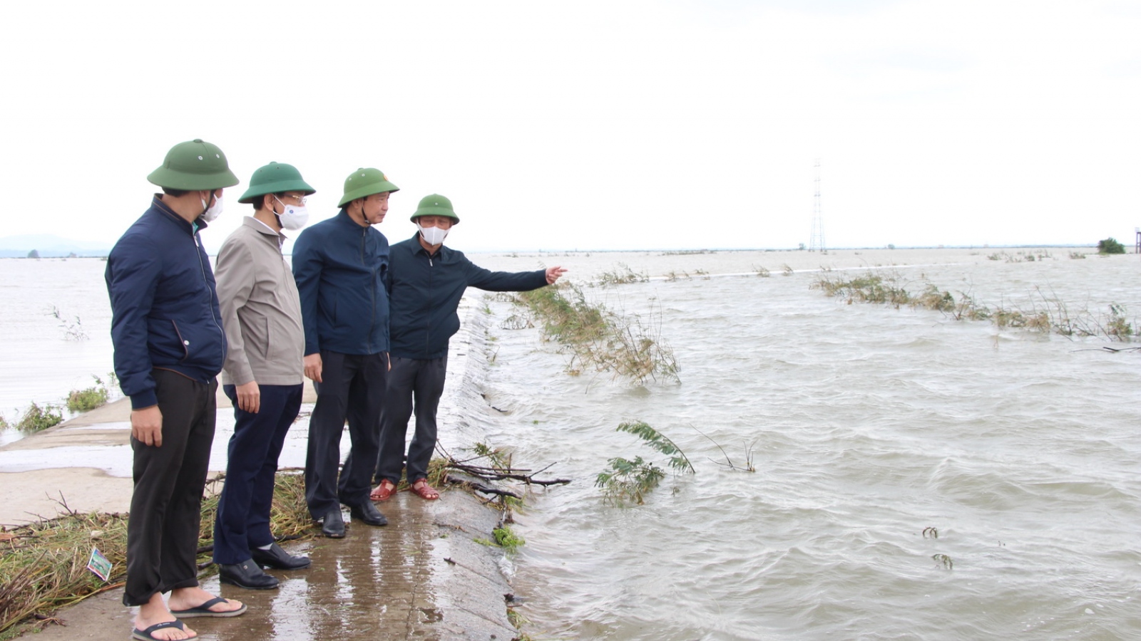 Kiểm tra công tác khắc phục thiệt hại do mưa lớn tại Quảng Bình
