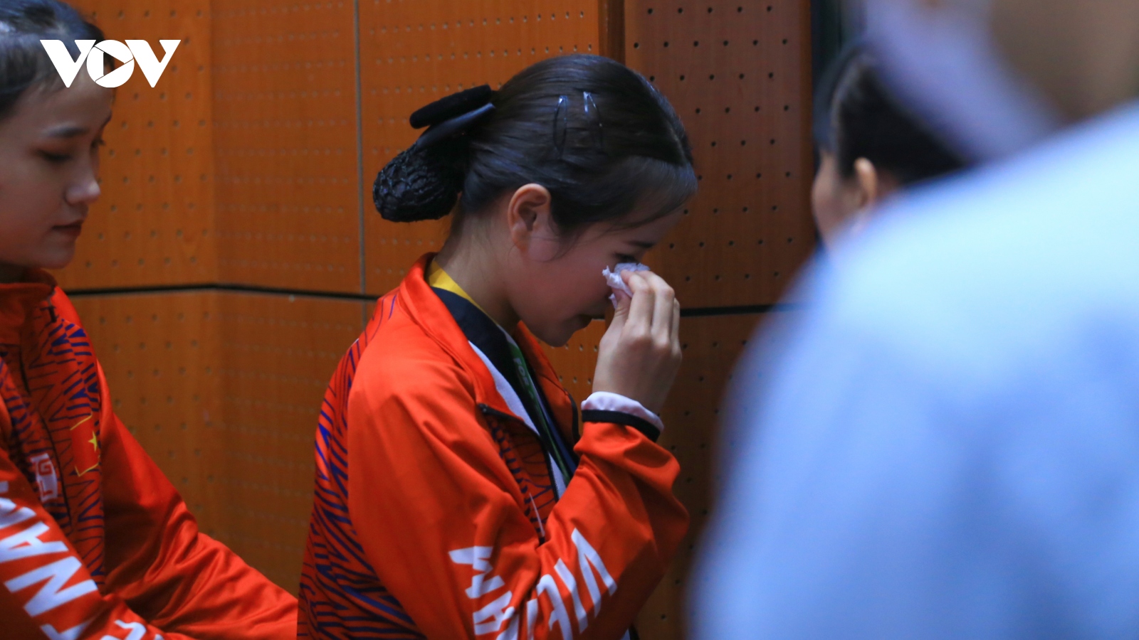 Nữ VĐV Taekwondo Việt Nam "ngấn lệ" khi tuột HCV 