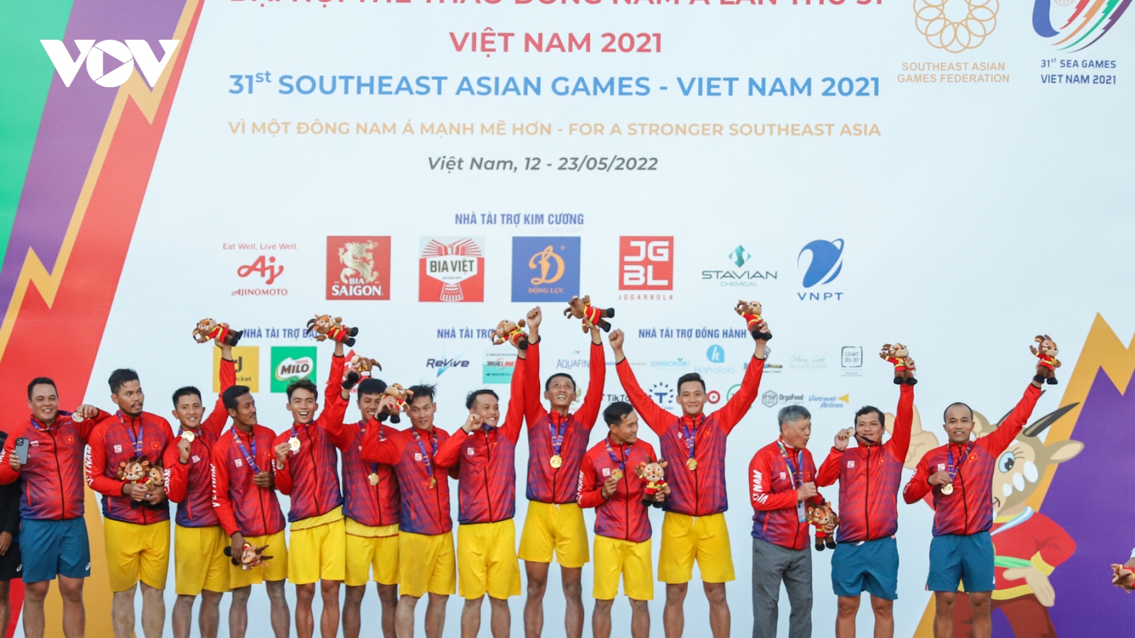 Nhìn lại hành trình toàn thắng của bóng ném bãi biển Việt Nam tại SEA Games 31