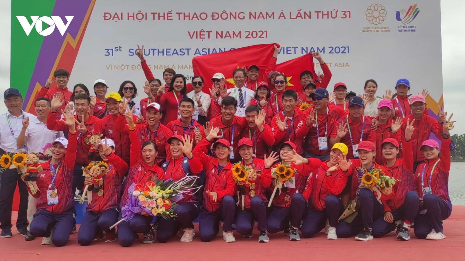 Bảng tổng sắp huy chương SEA Games 31 mới nhất: Việt Nam dẫn đầu, Indonesia tăng tốc 