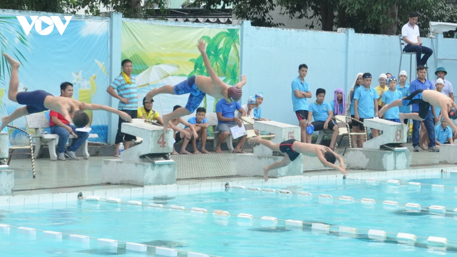 Liên tiếp xảy ra đuối nước ở miền Trung: Cần trang bị kỹ năng bơi lội cho trẻ