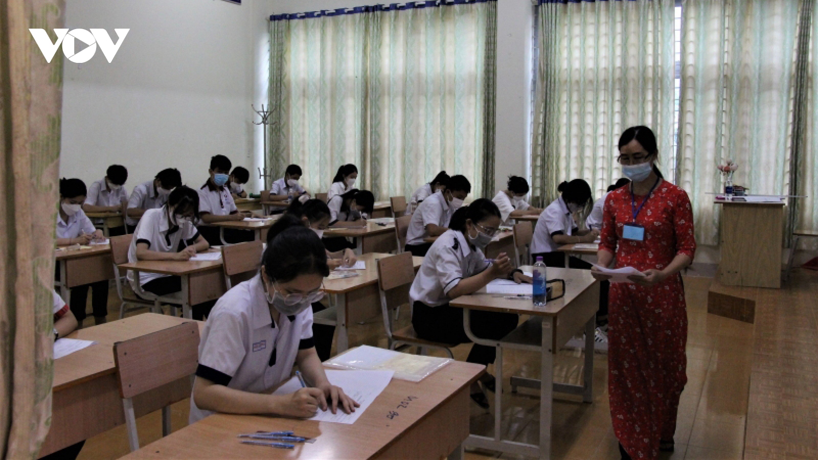 Gần 2.000 thí sinh Đắk Lắk bước vào kỳ thi tuyển sinh lớp 10