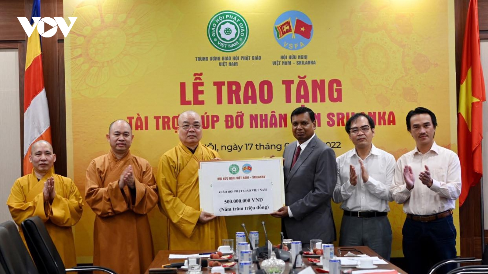 Giáo hội Phật giáo Việt Nam trao tài trợ giúp đỡ nhân dân Sri Lanka