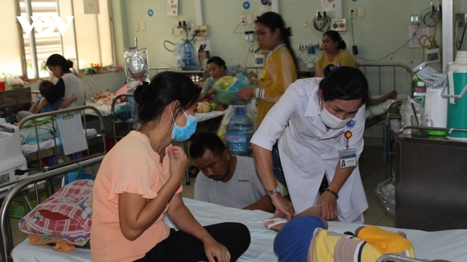 Trẻ em ở Bình Thuận nhập viện vì bệnh lý hô hấp ngày càng tăng 