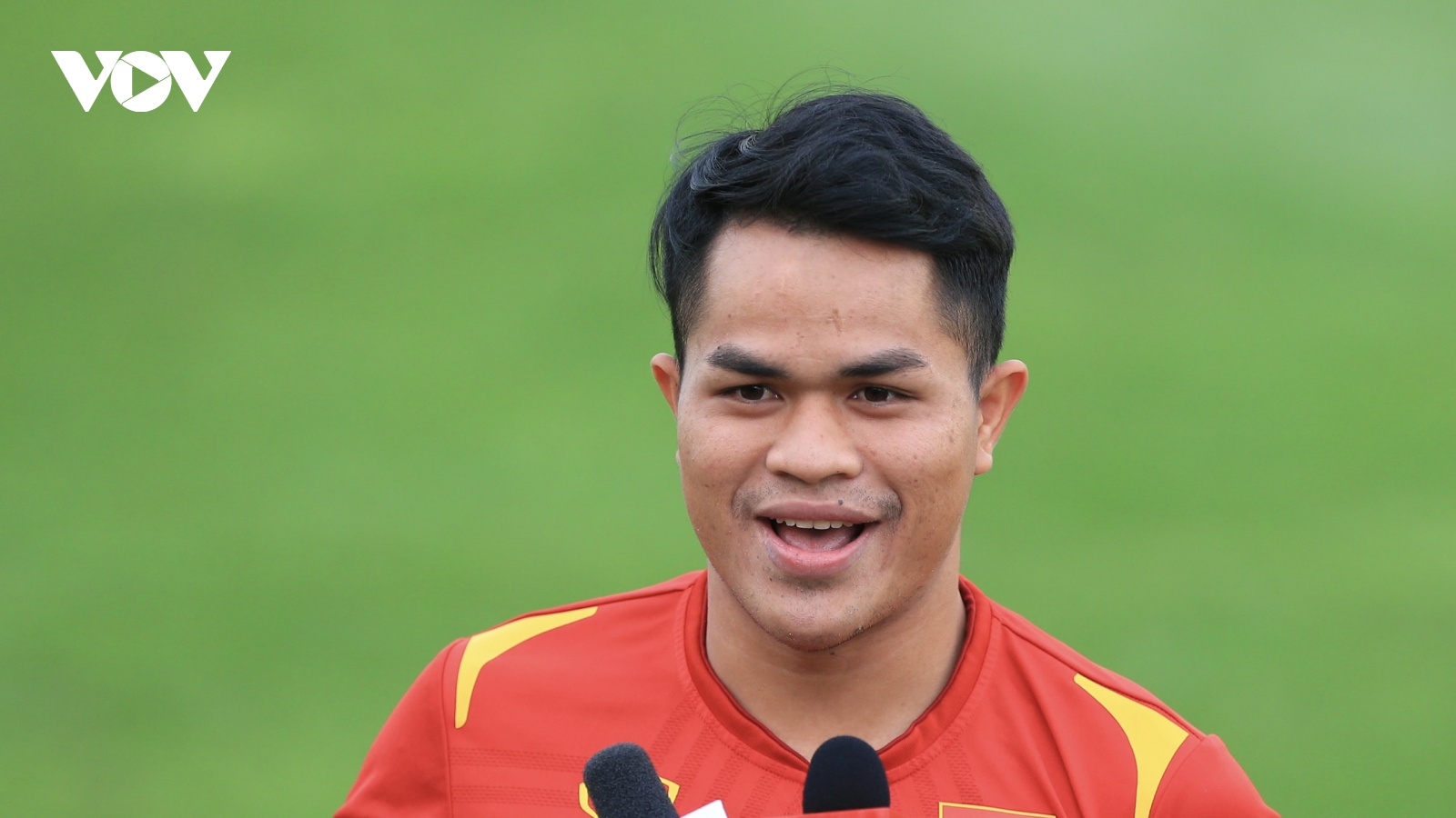 Dụng Quang Nho: “Tôi muốn cùng U23 Việt Nam đá hết 6 trận rồi về”