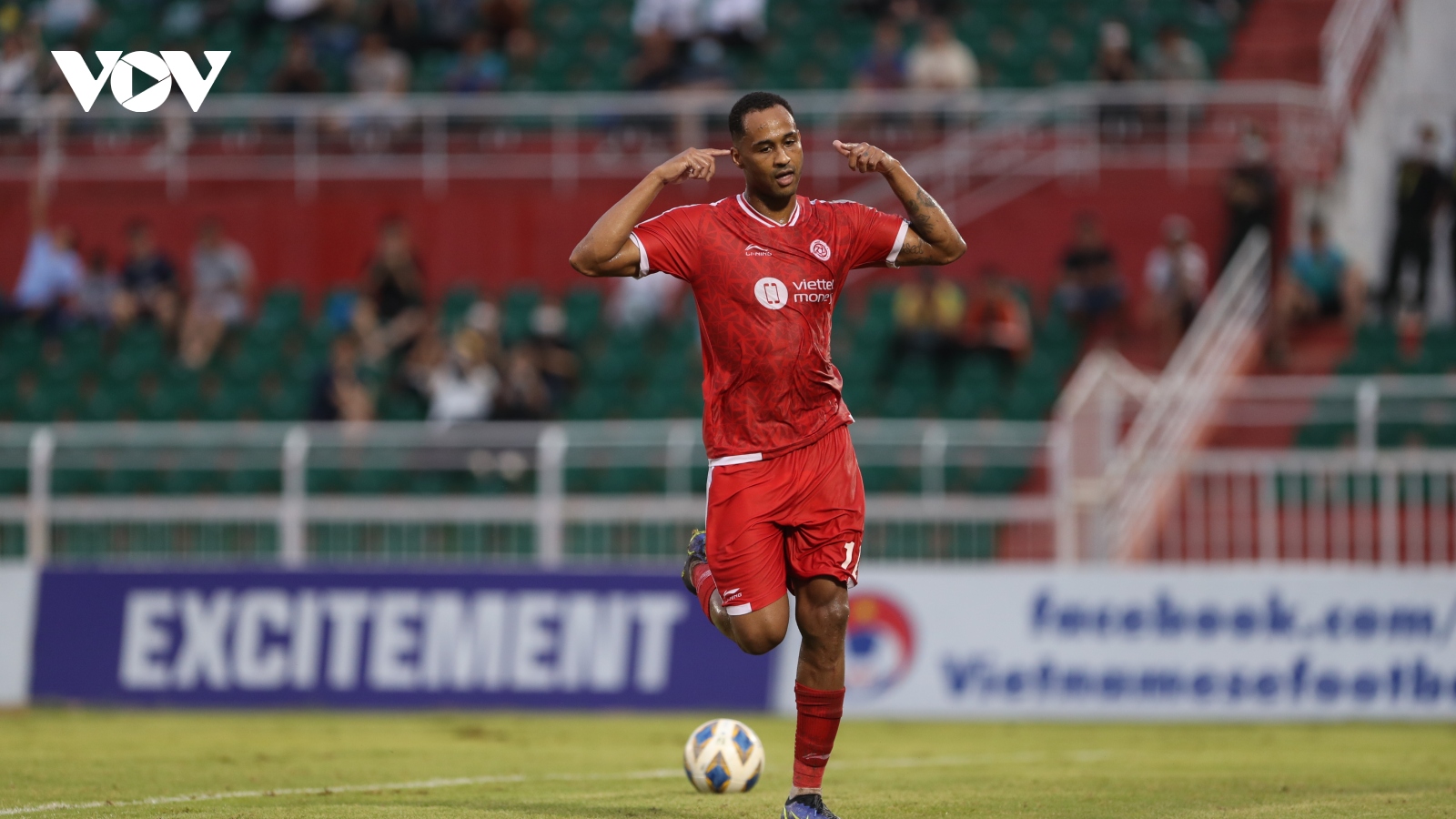 Trực tiếp Viettel FC 4-2 Hougang United: Nhâm Mạnh Dũng kiến tạo