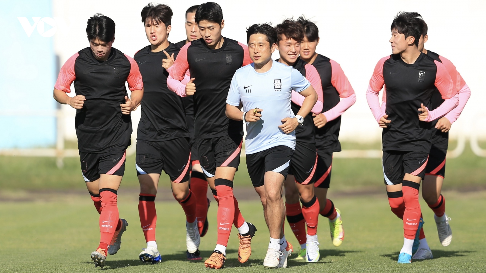 Ban tổ chức nhầm lẫn, U23 Hàn Quốc phải đổi sân tập trước trận gặp U23 Việt Nam