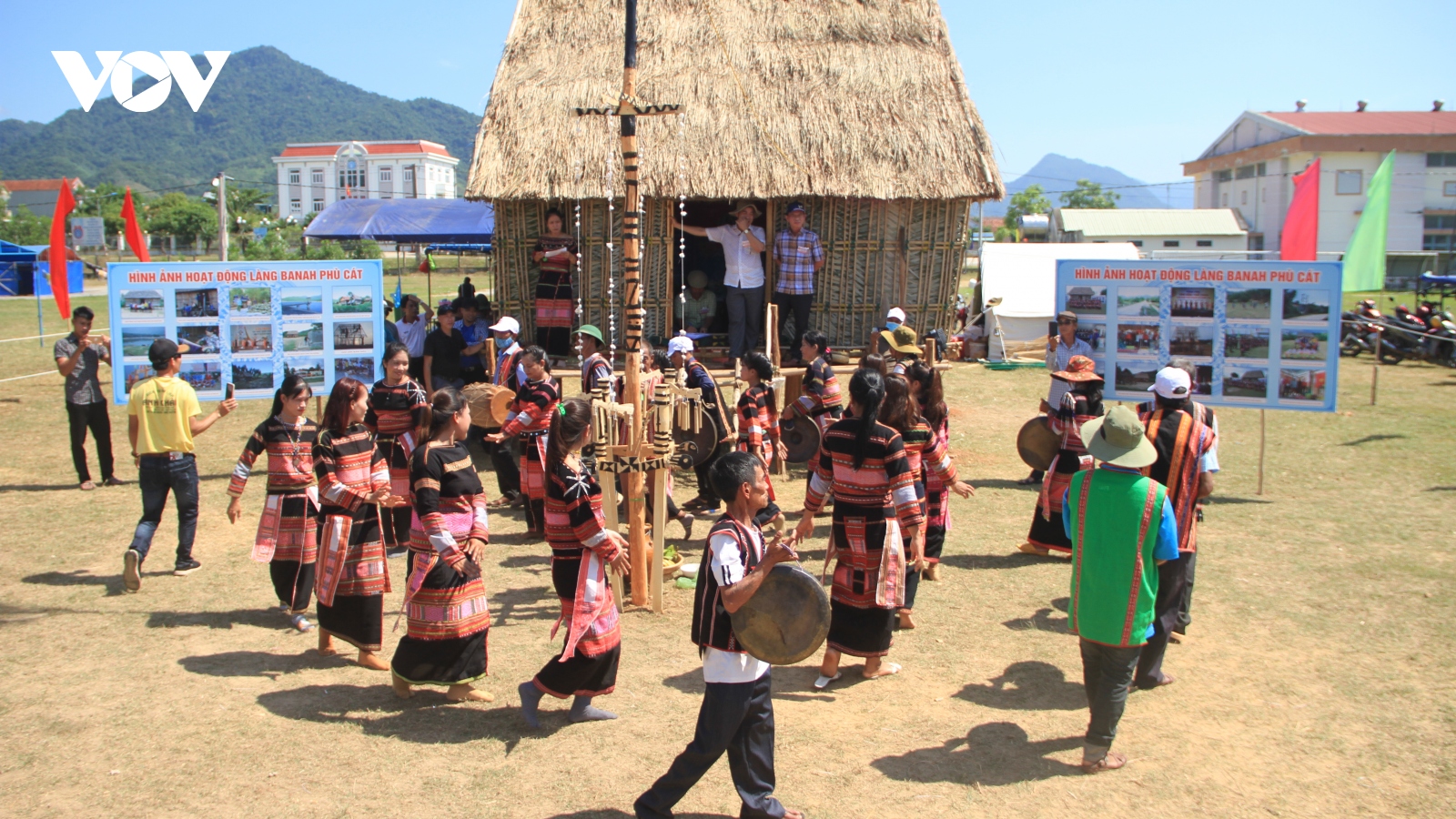 Ngày hội gắn kết đồng bào dân tộc thiểu số miền núi Bình Định