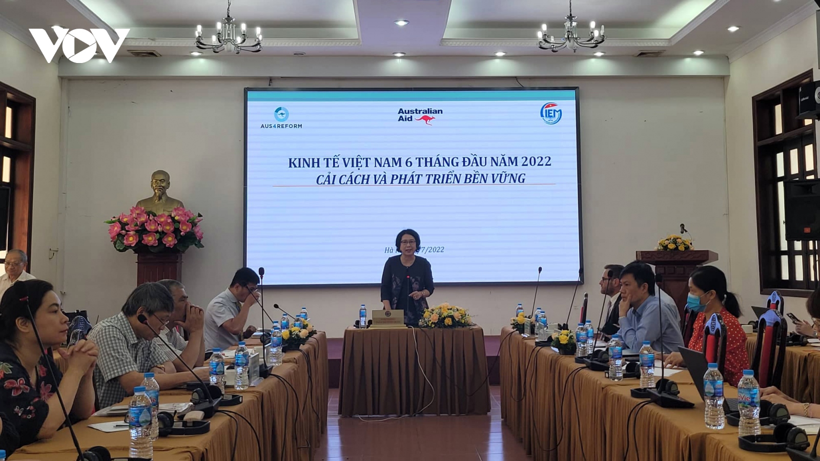 CIEM dự báo GDP Việt Nam năm 2022 đạt từ 6,7-6,9%