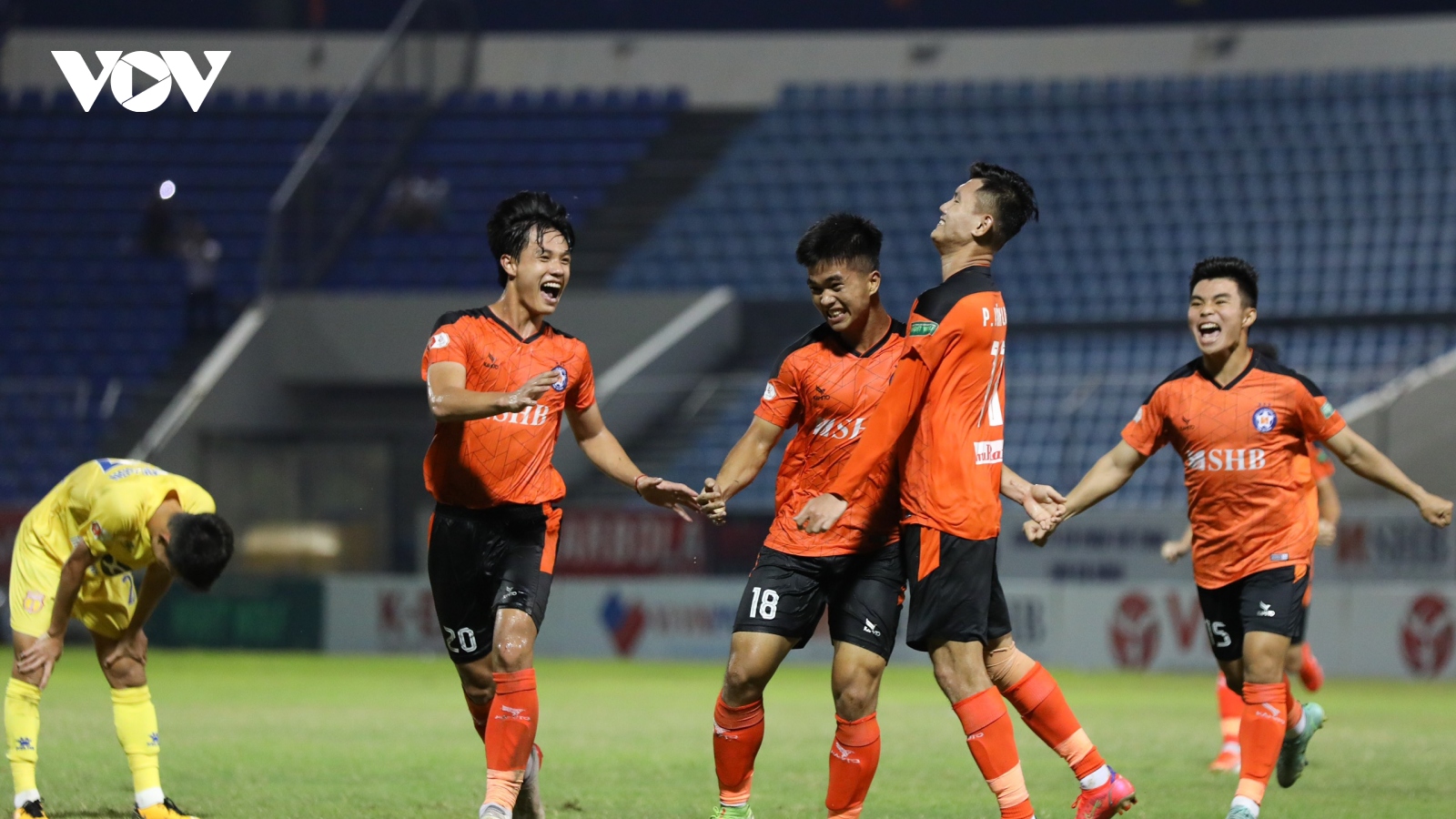 Cầu thủ 20 tuổi giúp Đà Nẵng thắng Nam Định trong ngày HLV Park Hang Seo dự khán