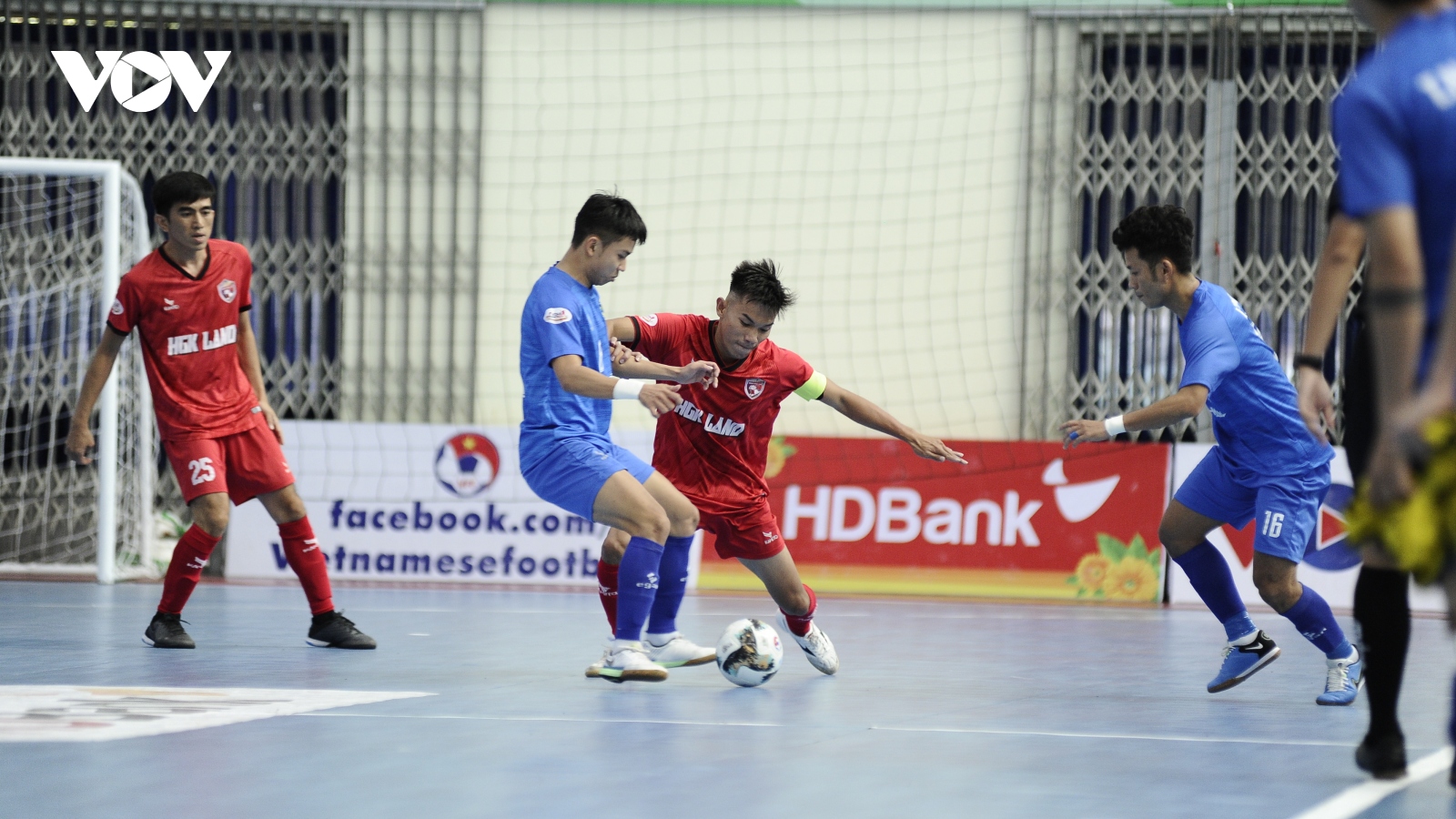 Giải Futsal HDBank VĐQG 2022: Sahako vô địch lượt đi, ấn tượng Thái Sơn Bắc