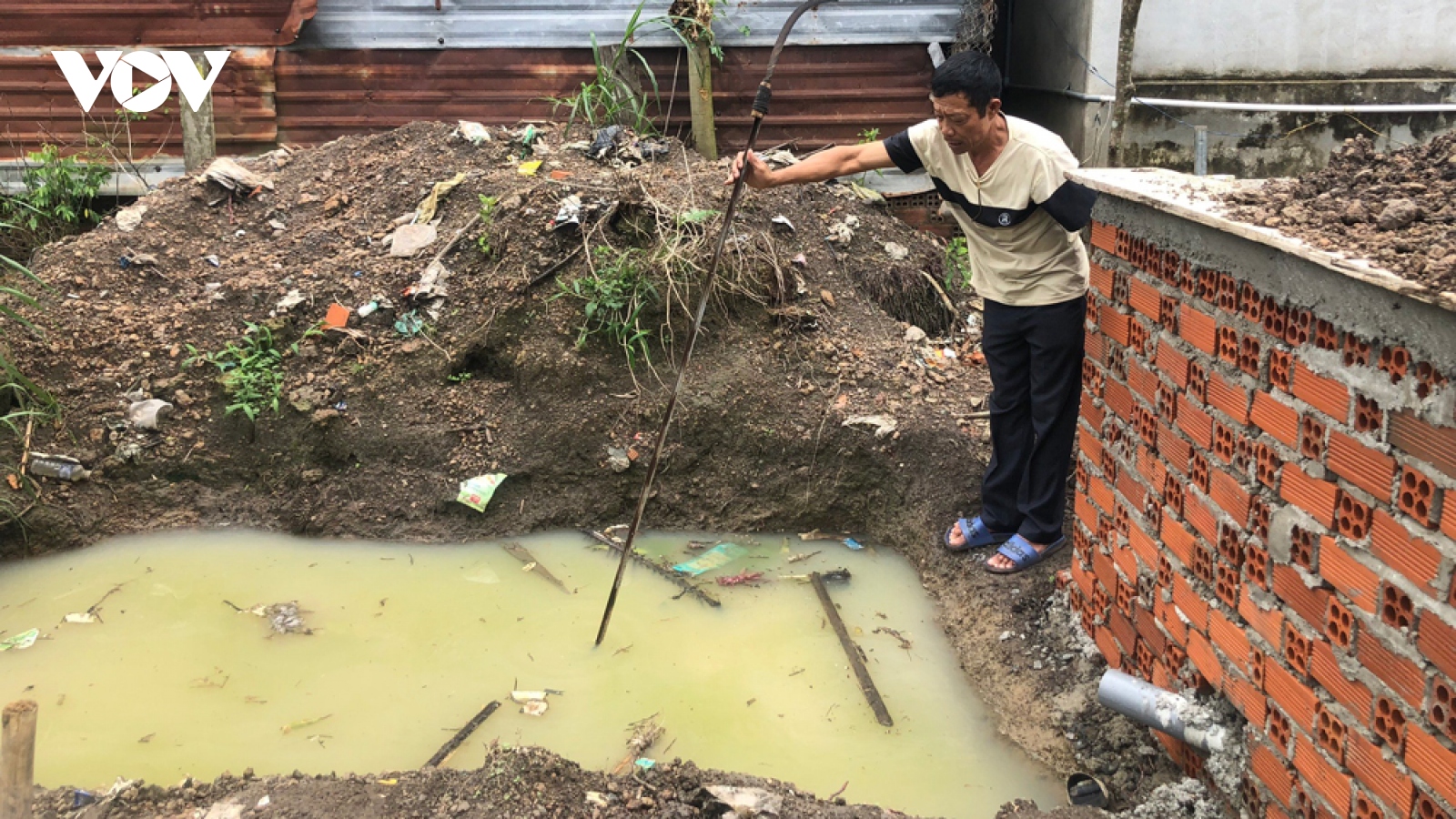 Bé trai 7 tuổi ở Bình Phước tử vong ở hố nước sâu sau nhà