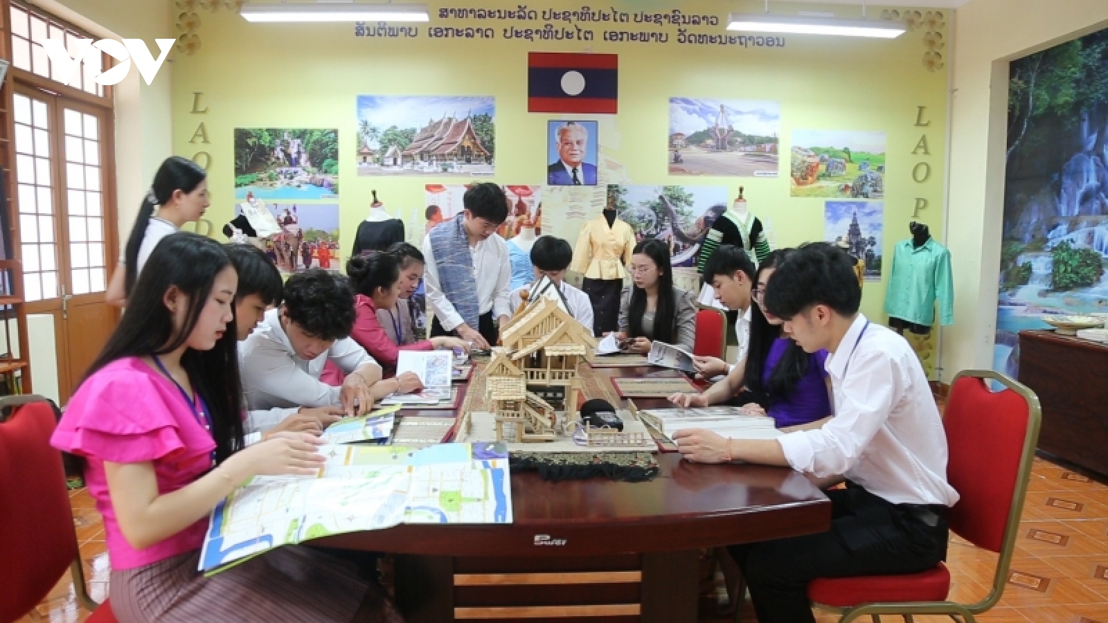 Đại học Hạ Long: Ngôi nhà của tình hữu nghị Việt - Lào