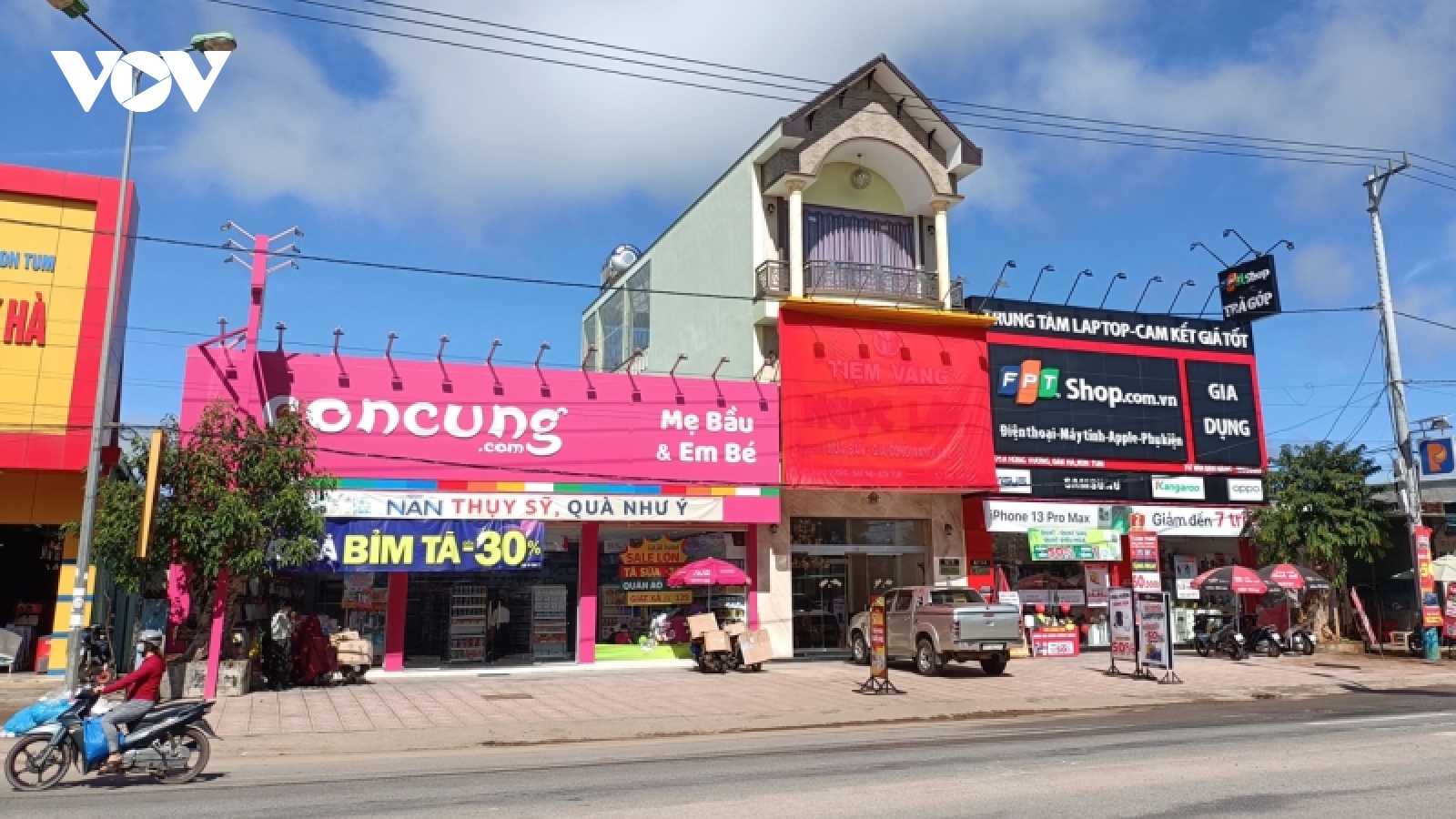 Kon Tum kiểm tra việc UBND thị trấn Đăk Hà cho cá nhân mượn đất để kinh doanh