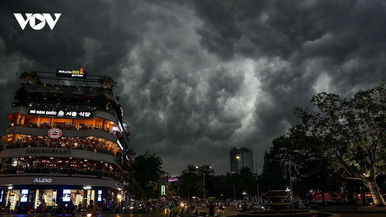 Ảnh hưởng bão số 3, khu vực Hà Nội chuẩn bị có mưa to đến rất to