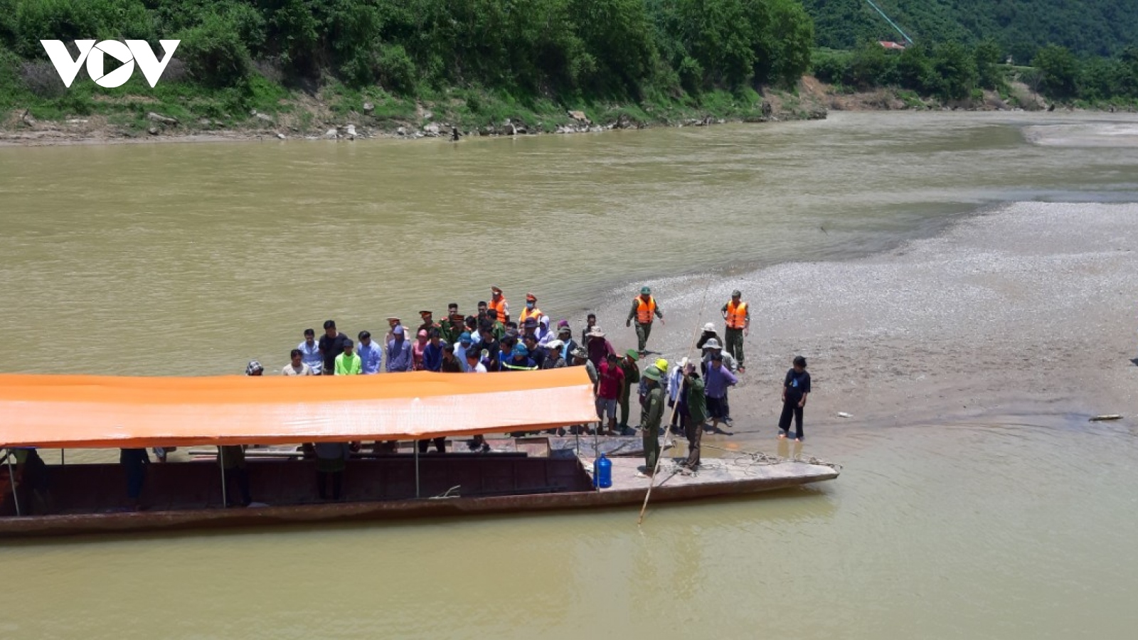 Tìm thấy thi thể tất cả 5 người mất tích do lật thuyền ở Lào Cai
