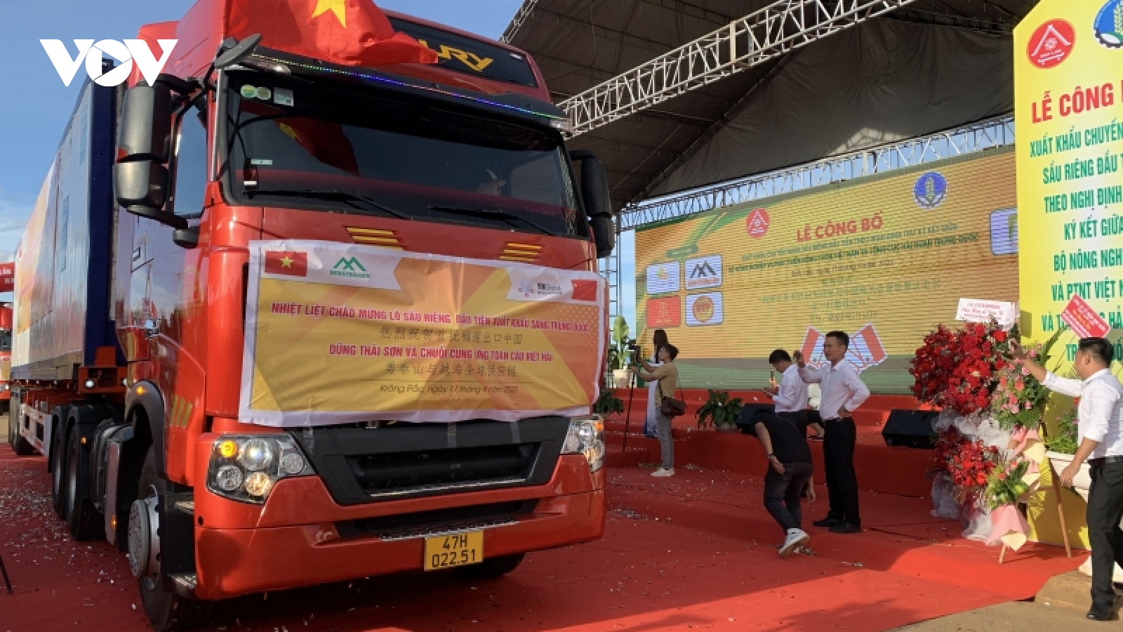 Lô hàng sầu riêng đầu tiên của Việt Nam xuất khẩu chính ngạch