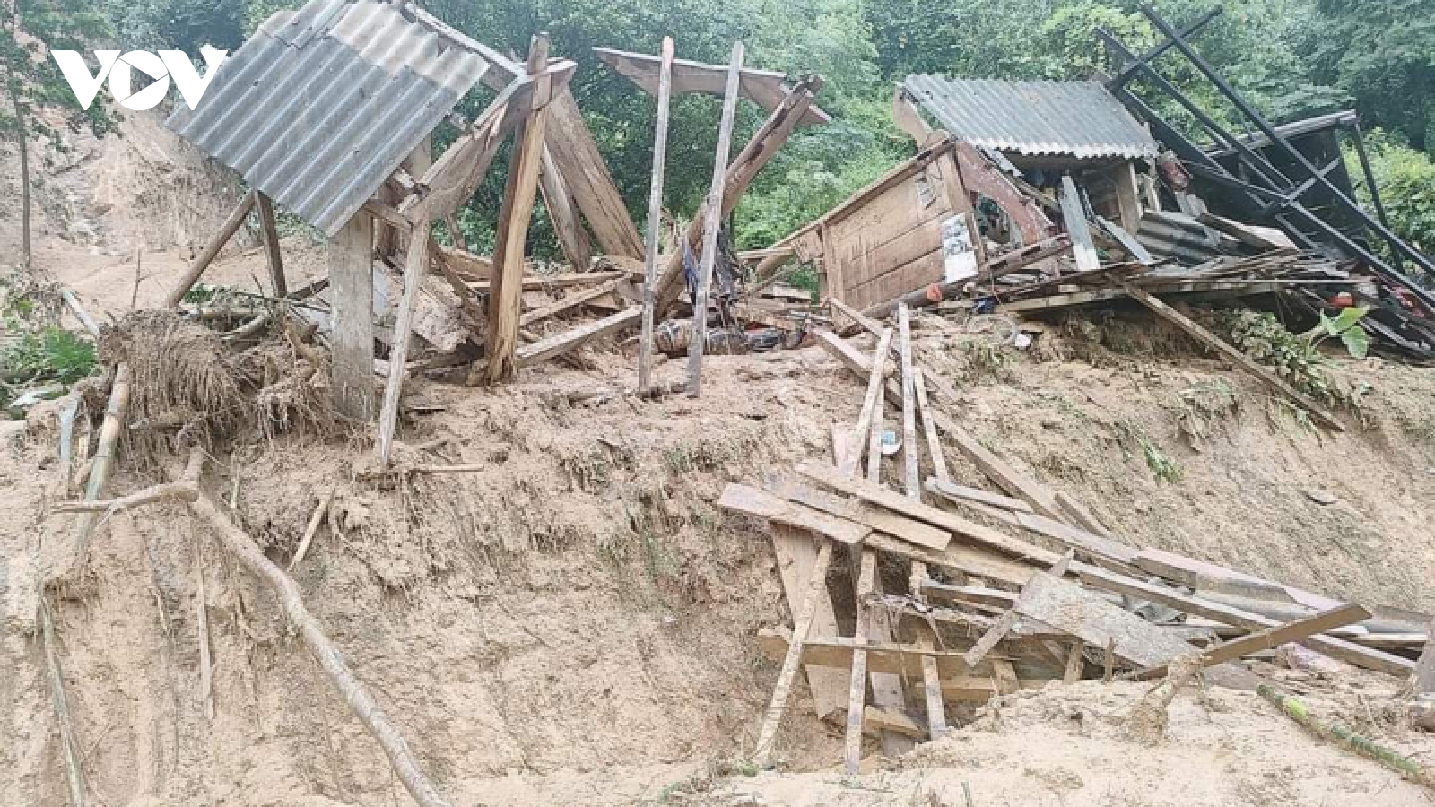 5 người chết và mất tích do mưa lũ tại 3 tỉnh
