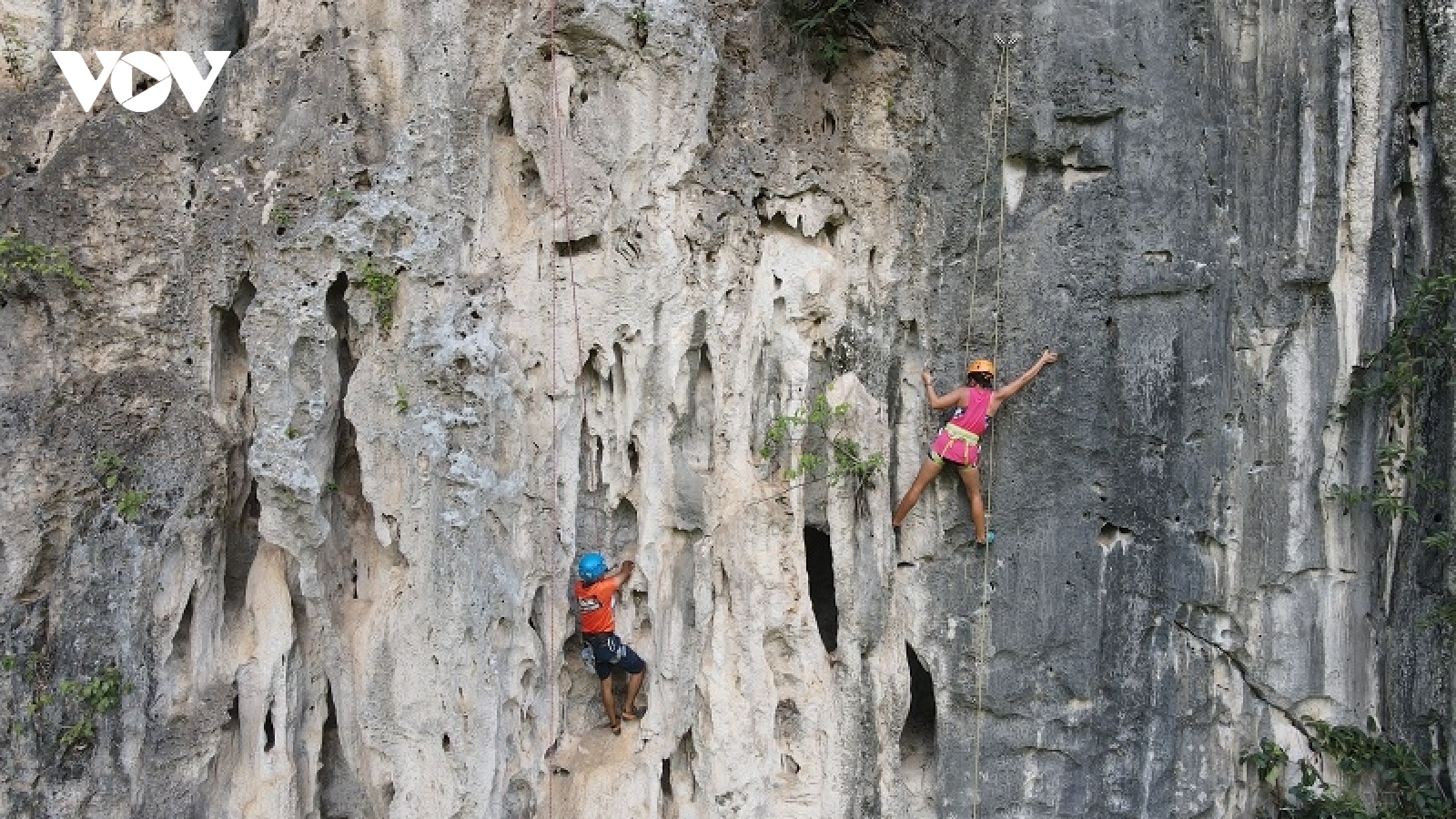 Đến Lạng Sơn trải nghiệm leo núi thể thao
