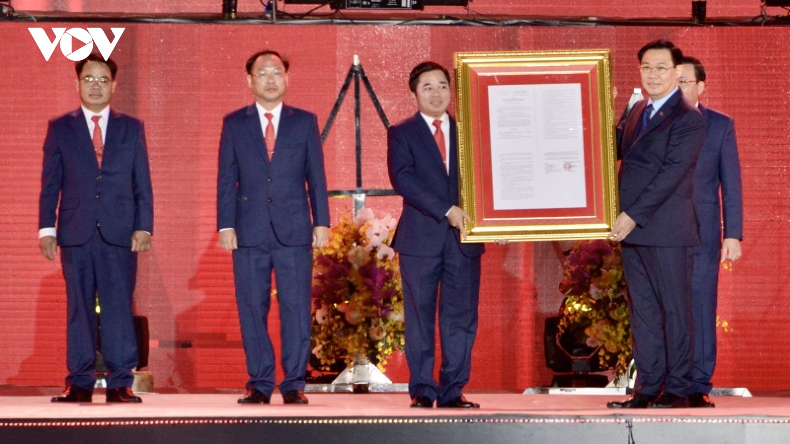 Chủ tịch Quốc hội dự Lễ công bố thành lập TP Phổ Yên, tỉnh Thái Nguyên