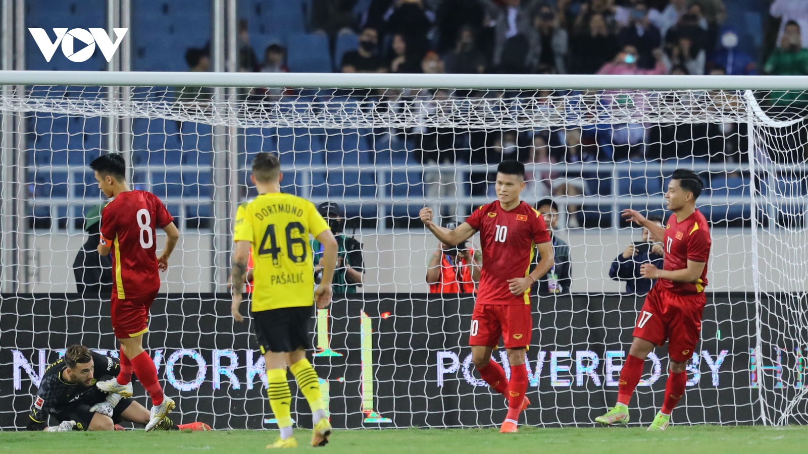 Toàn cảnh chiến thắng ấn tượng của ĐT Việt Nam trước Dortmund