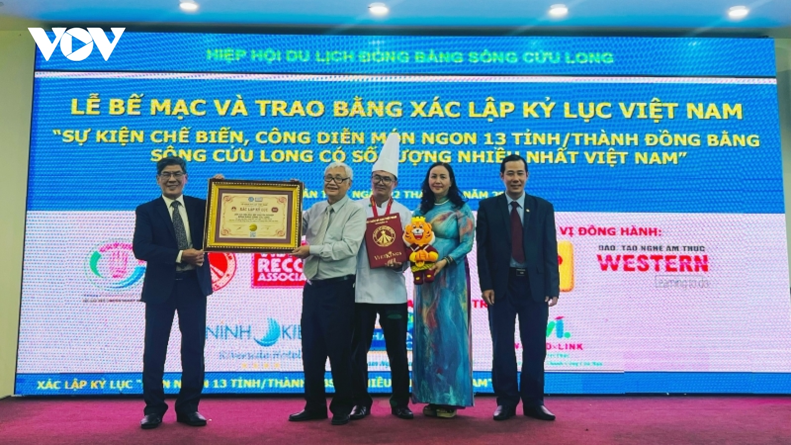 Chế biến, công diễn món ngon 13 tỉnh/thành ĐBSCL có số lượng nhiều nhất Việt Nam