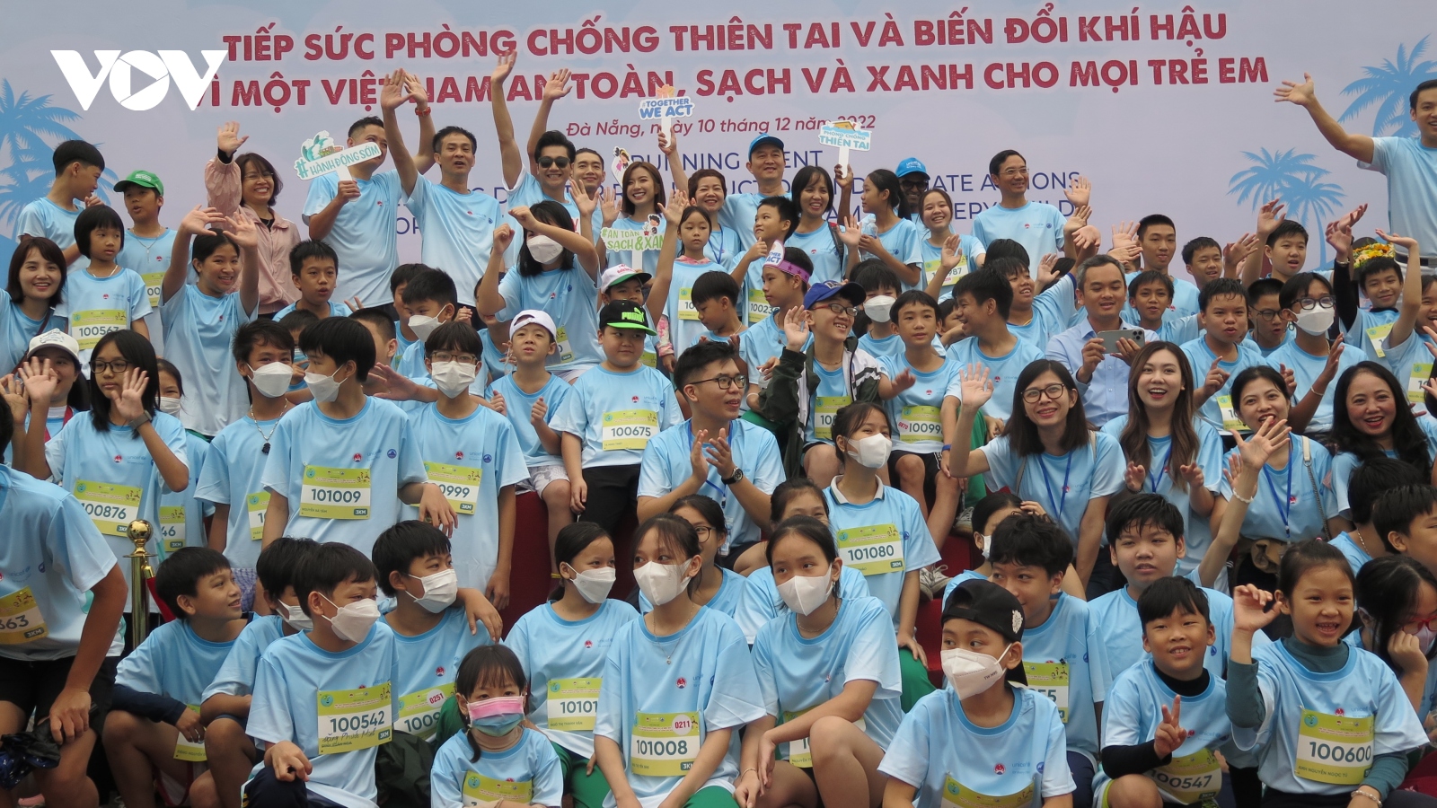 1.000 người tham gia chạy "Tiếp sức phòng chống thiên tai và biến đổi khí hậu"