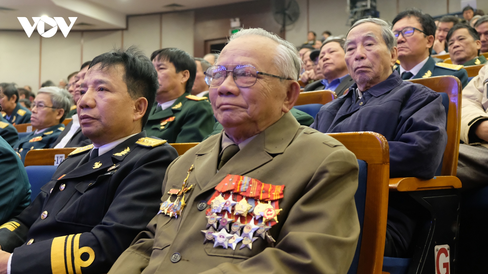 Đà Nẵng gặp mặt gần 2.000 cán bộ quân đội nghỉ hưu