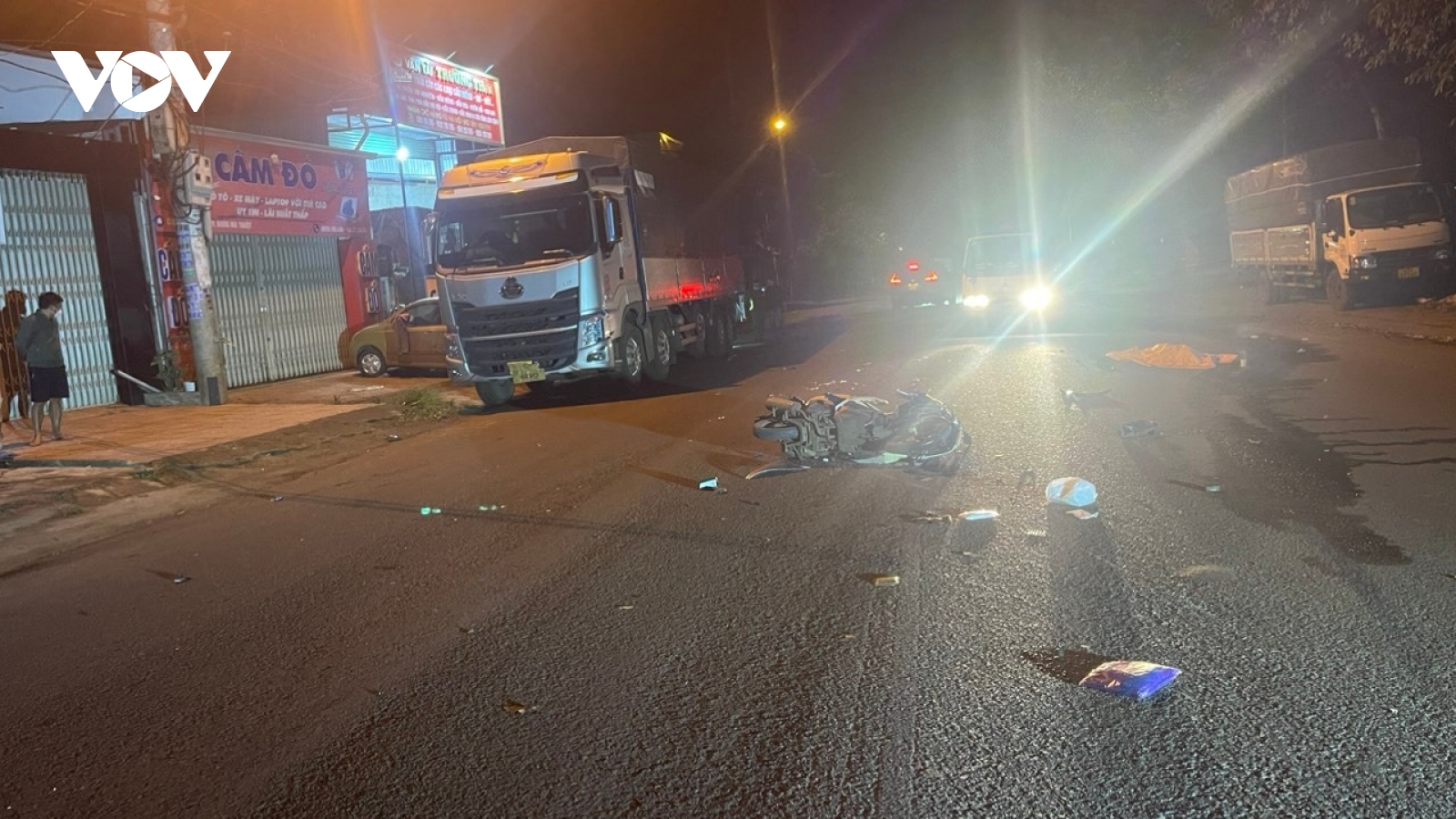 Tai nạn liên hoàn tại Đắk Lắk, 2 người thương vong